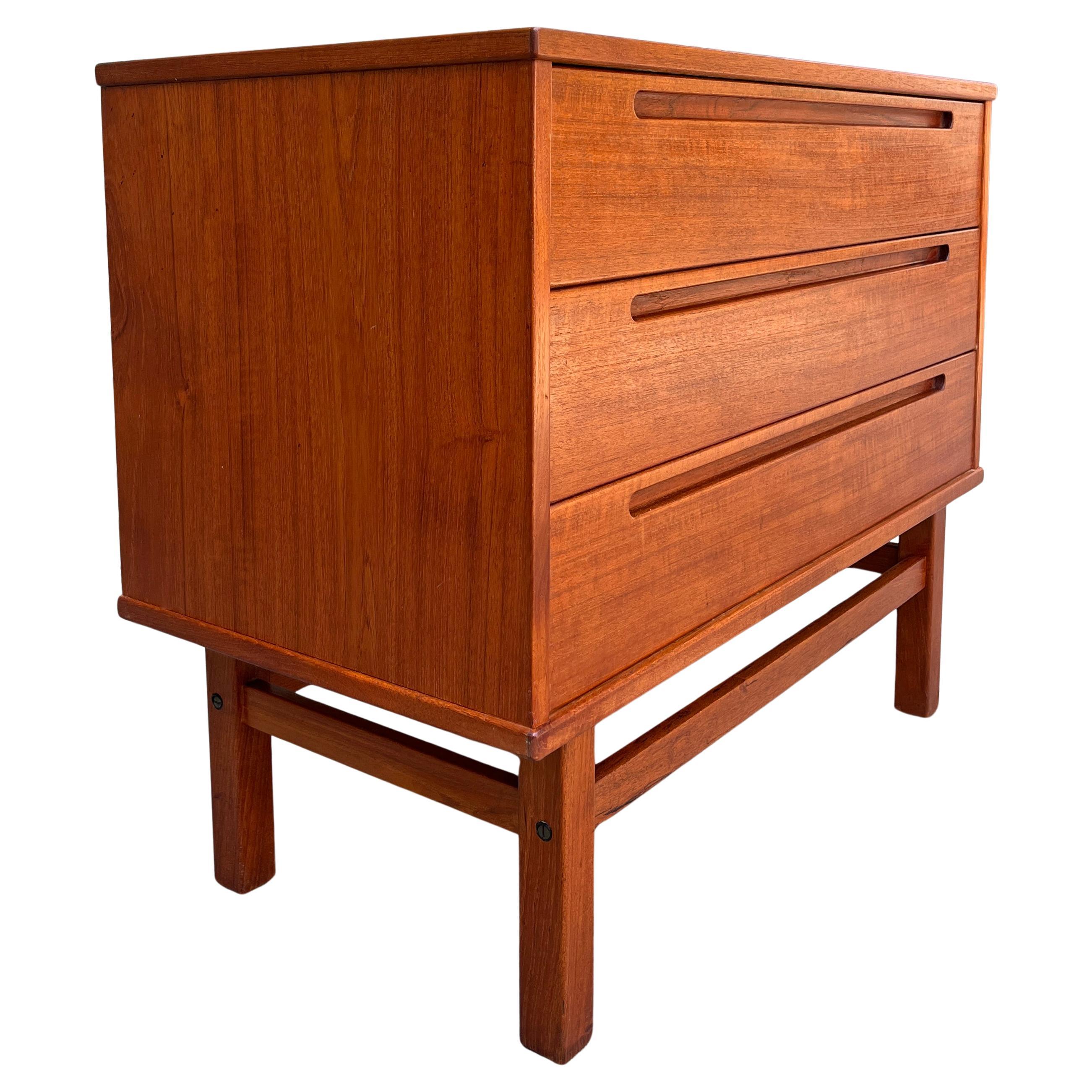 Nils Jonsson Teak Chest of Drawers 3