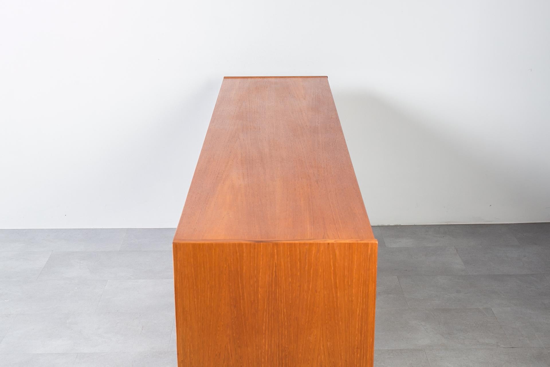 Nils Jonsson Teak Sideboard for Hugo Troeds, Scandinavian Modern, 1960s For Sale 6