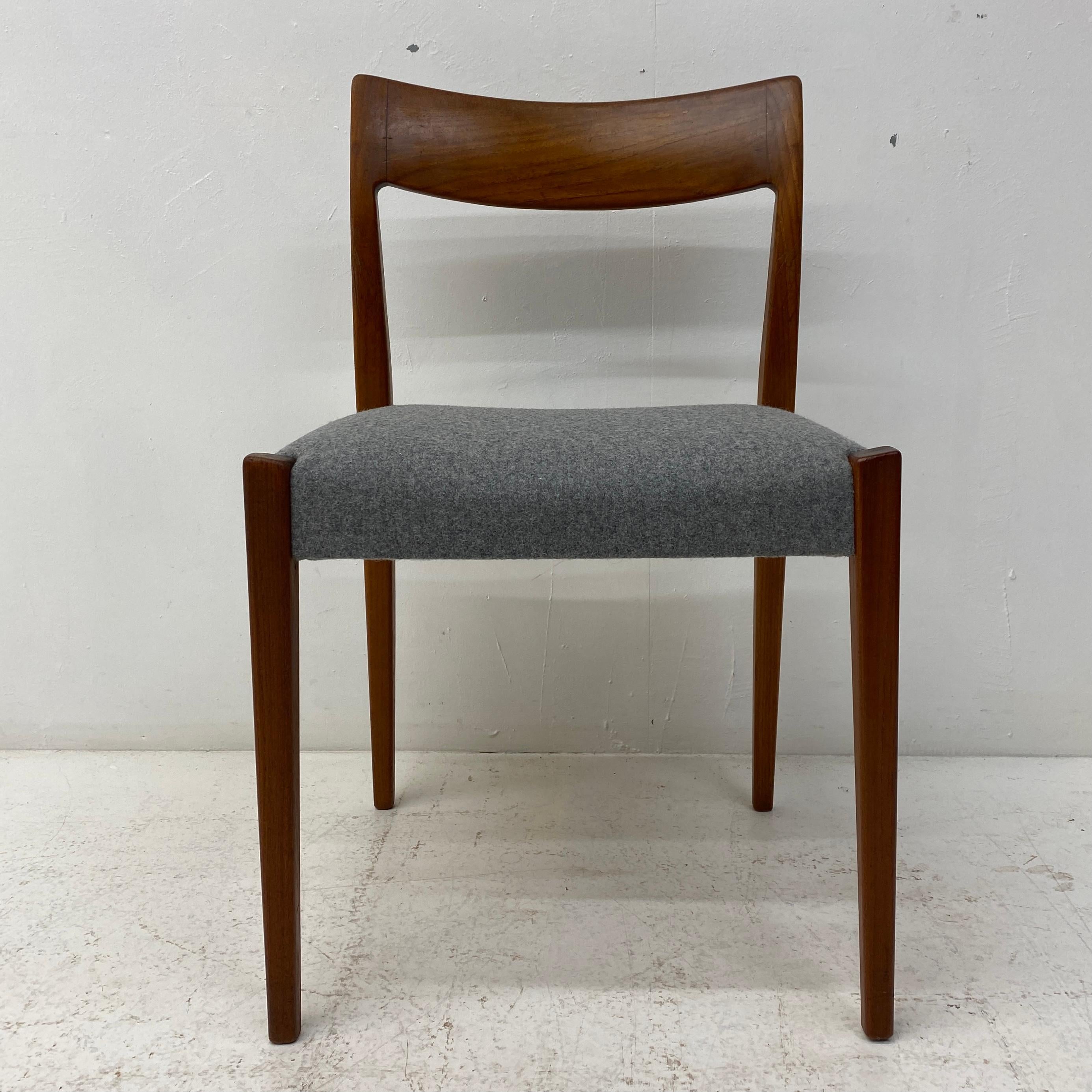 Nils Jonsson Troeds Dining Chairs In Good Condition In Otley, GB