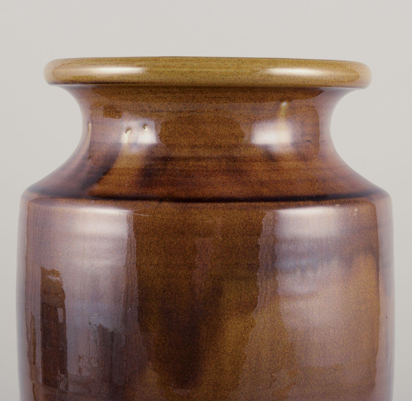 Danese Nils Kähler for Kähler, Denmark. Large ceramic vase with uranium-yellow glaze. in vendita