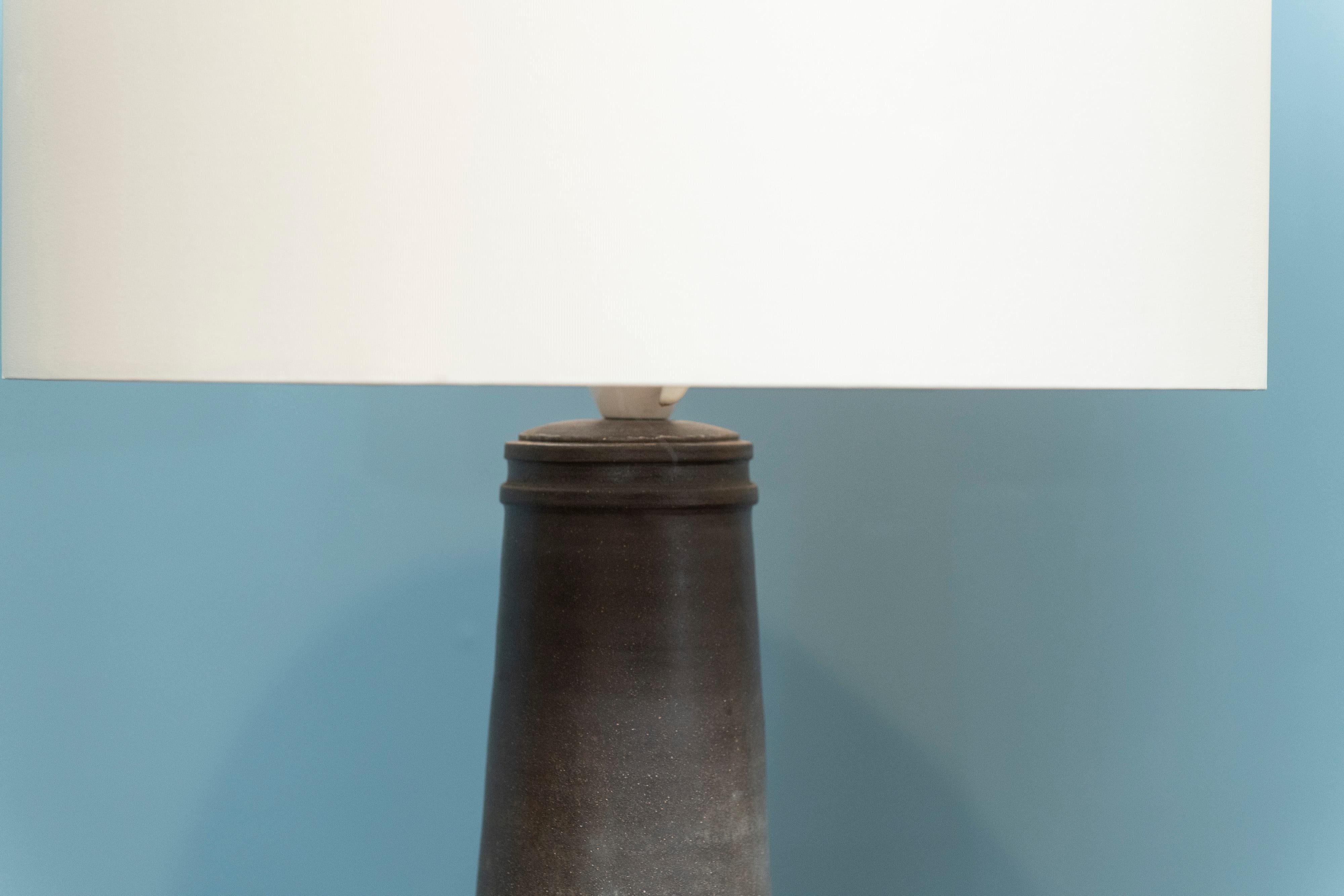 Nils Kahler Keramik-Tischlampen, Dänemark (Mitte des 20. Jahrhunderts) im Angebot