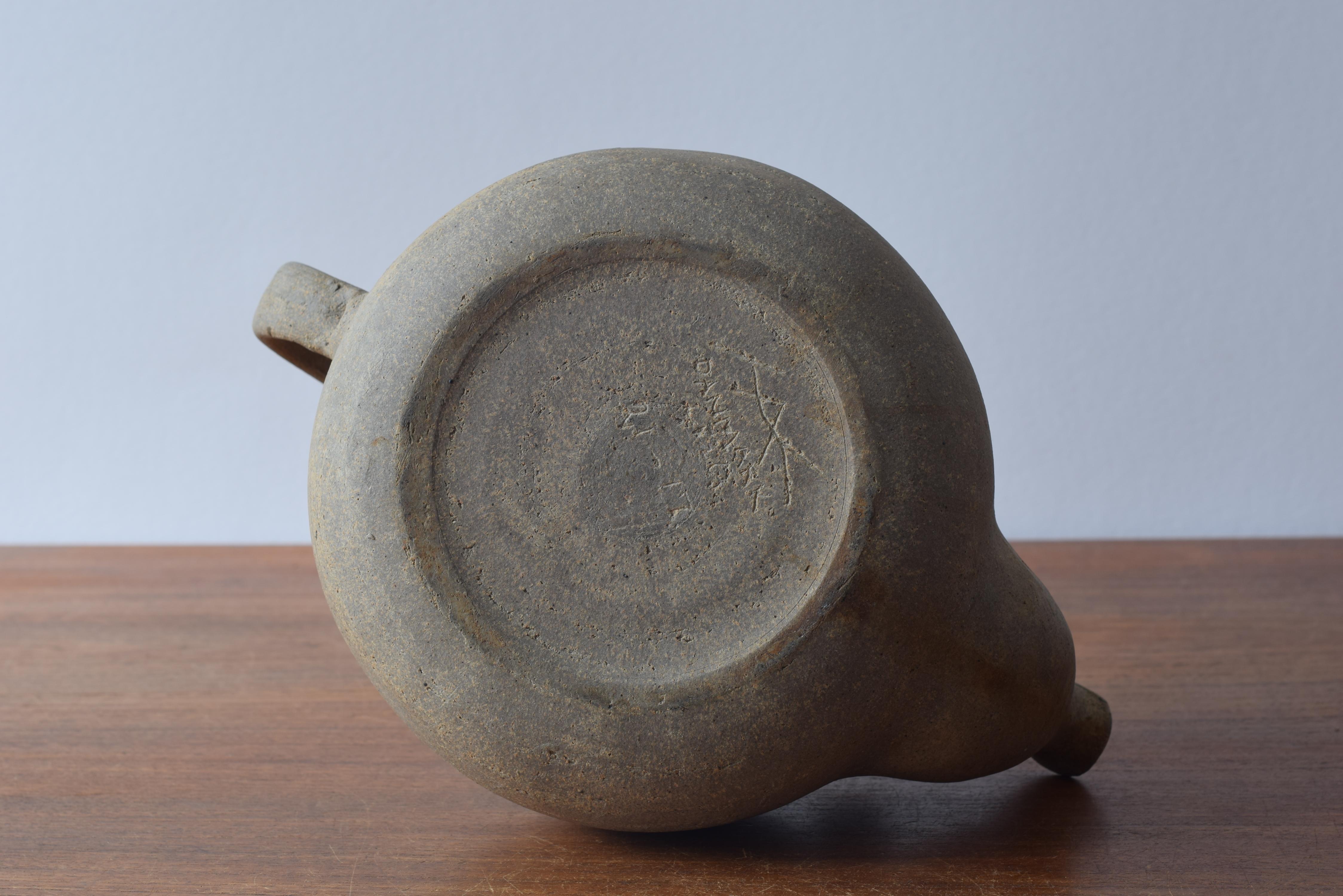Nils Kähler Énorme théière décorative en céramique Brutalist non émaillée, HAK Danemark années 1950 en vente 8