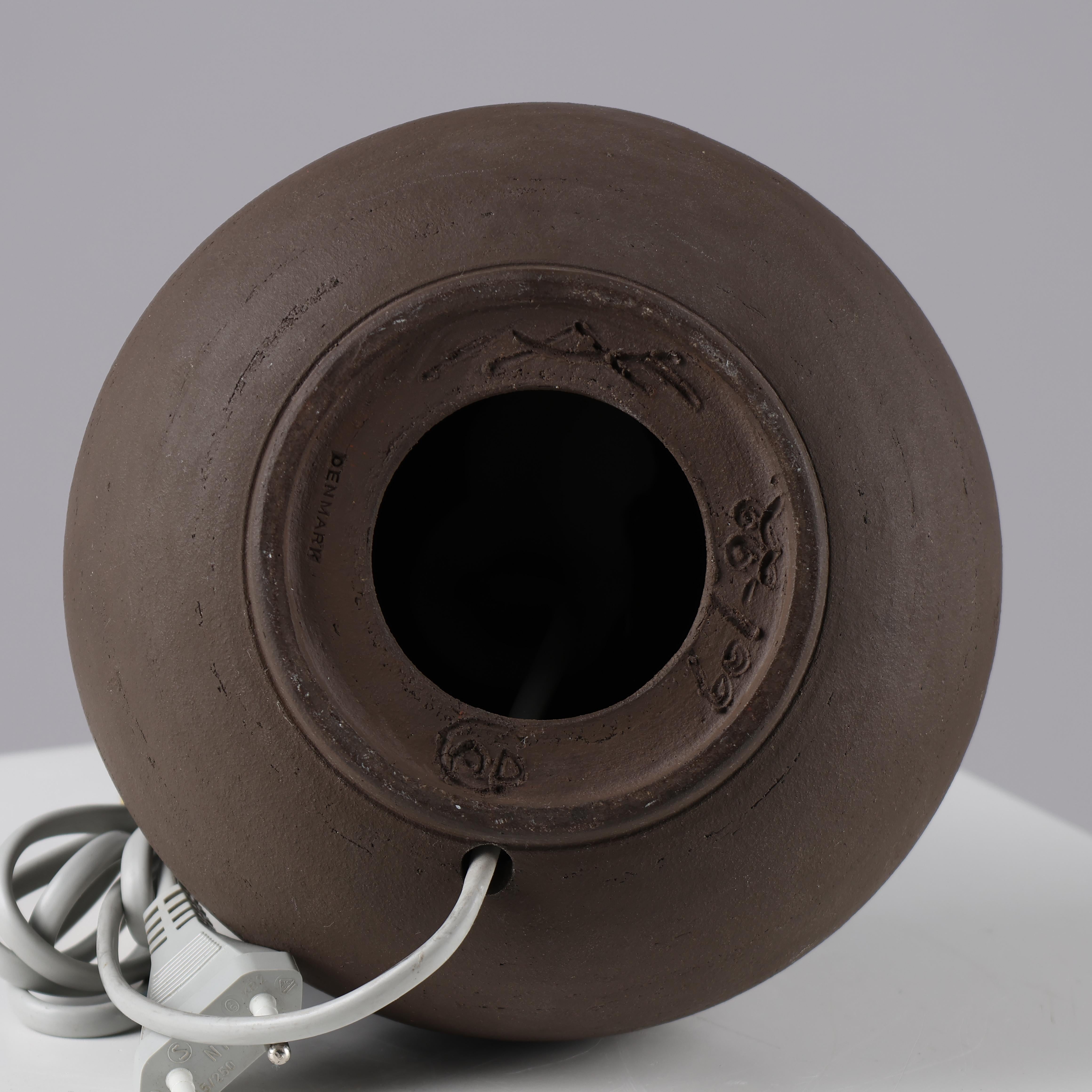 Mid-Century moderno Lampada da tavolo Herman A. Kähler in ceramica, Danimarca, 1960 firmato in vendita