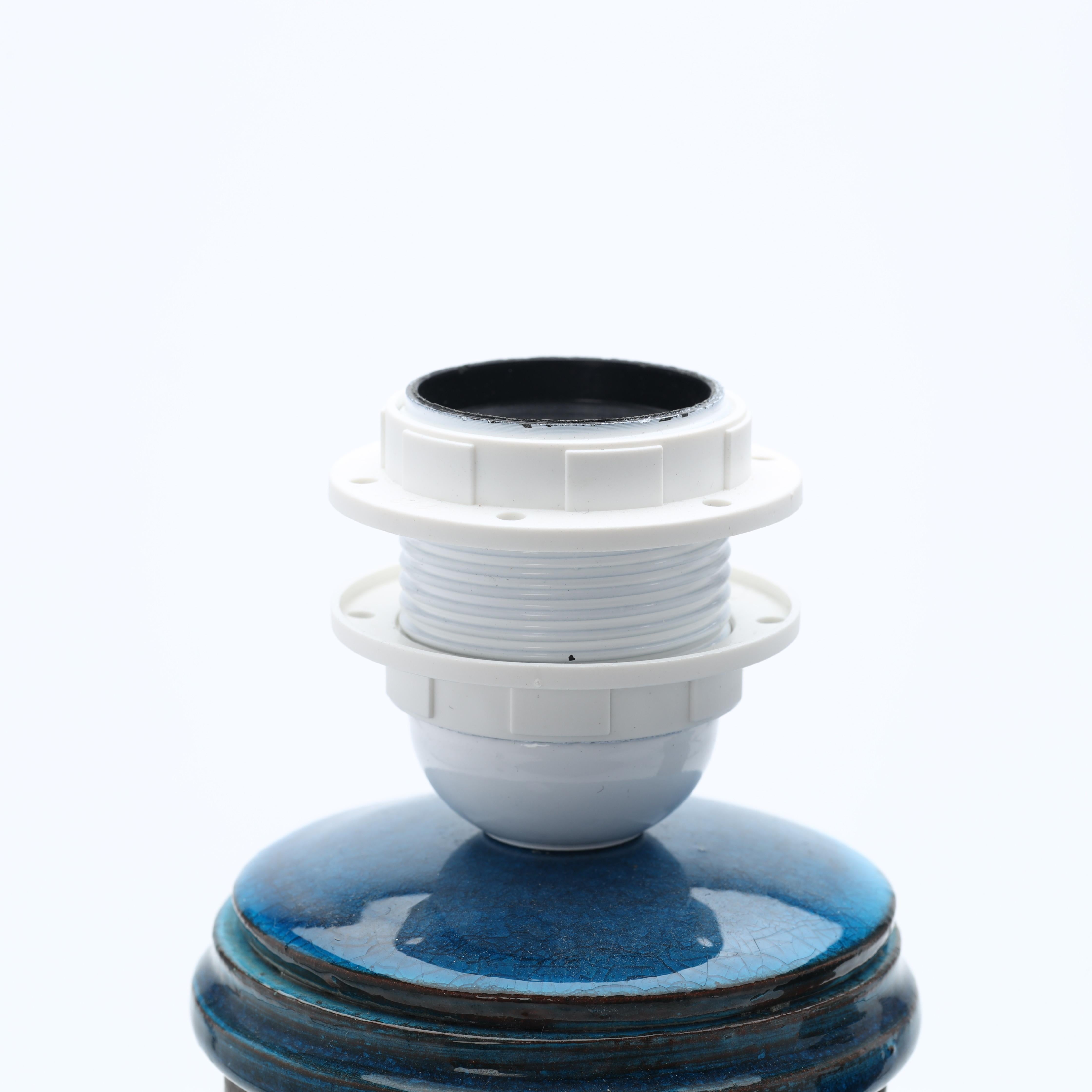 Mid-Century moderno Lampade da tavolo in ceramica Nils Kählert con smalto blu, Danimarca, anni '60 in vendita