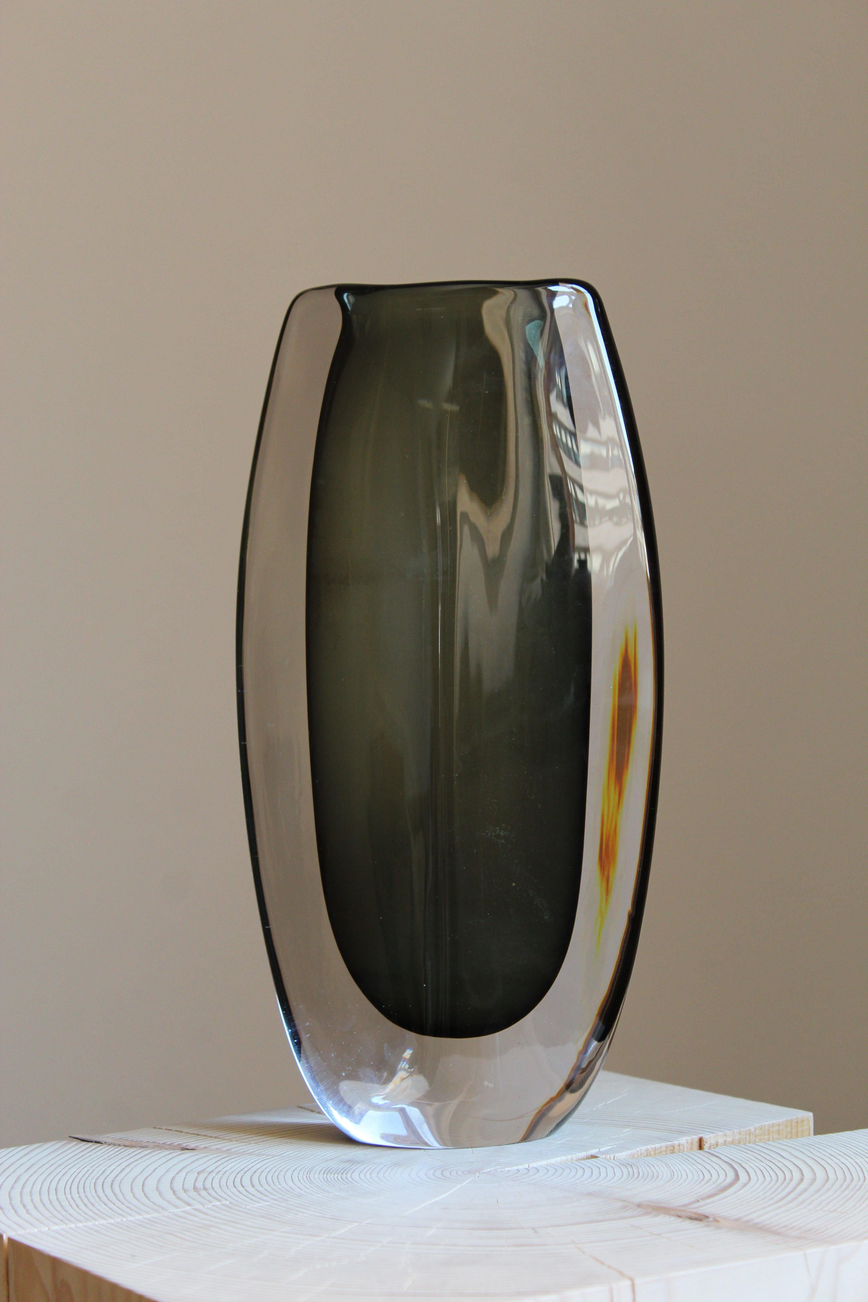 Mid-Century Modern Nils Landberg, Sizable Vase, Blown Glass in Sommerso Technique, Orrefors, 1950s
