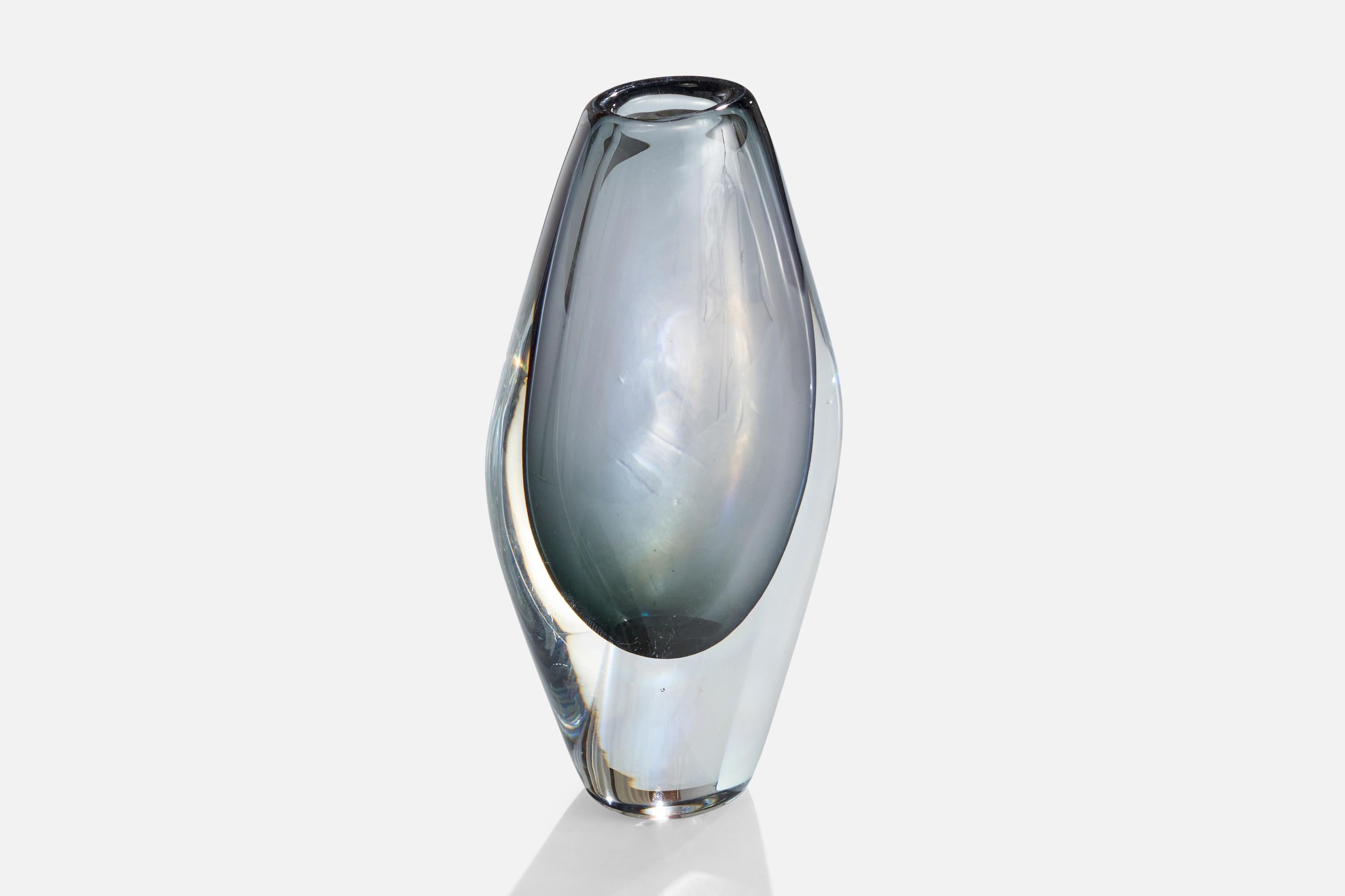 Vaso Sommerso in vetro soffiato disegnato da Nils Landberg e prodotto da Orrefors, Svezia, anni '50