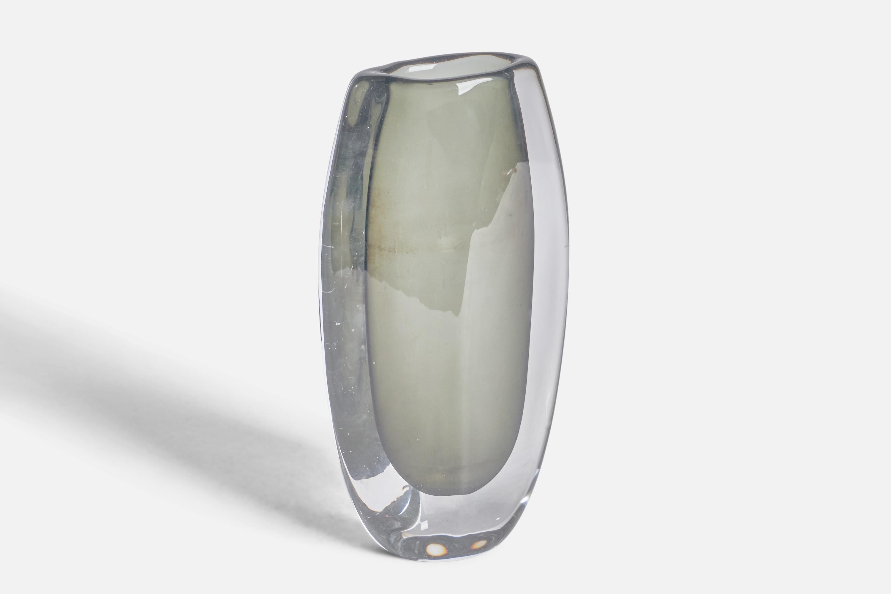 Mid-Century Modern Nils Landberg, Sommerso Vase, Glass, Sweden, 1950s For Sale