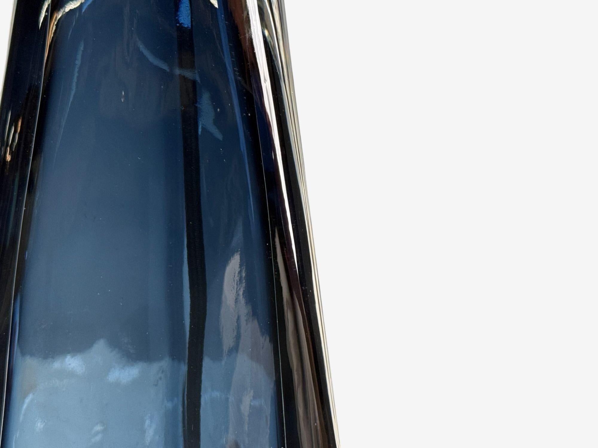 Svedese Nils Landberg, Swedish Modern, Blue Glass, Table Lamp, Sweden, 1960s in vendita