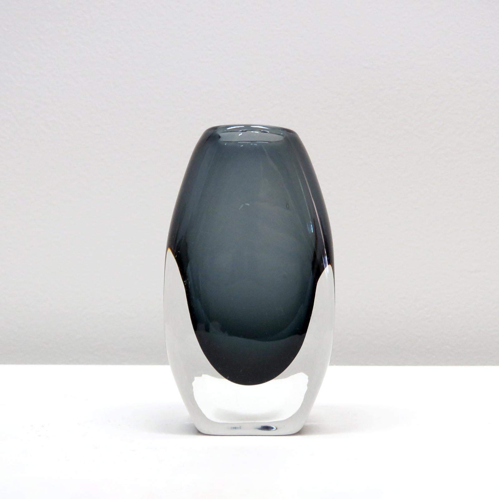 Mid-Century Modern Nils Landberg Vase for Orrefors, 1965 For Sale