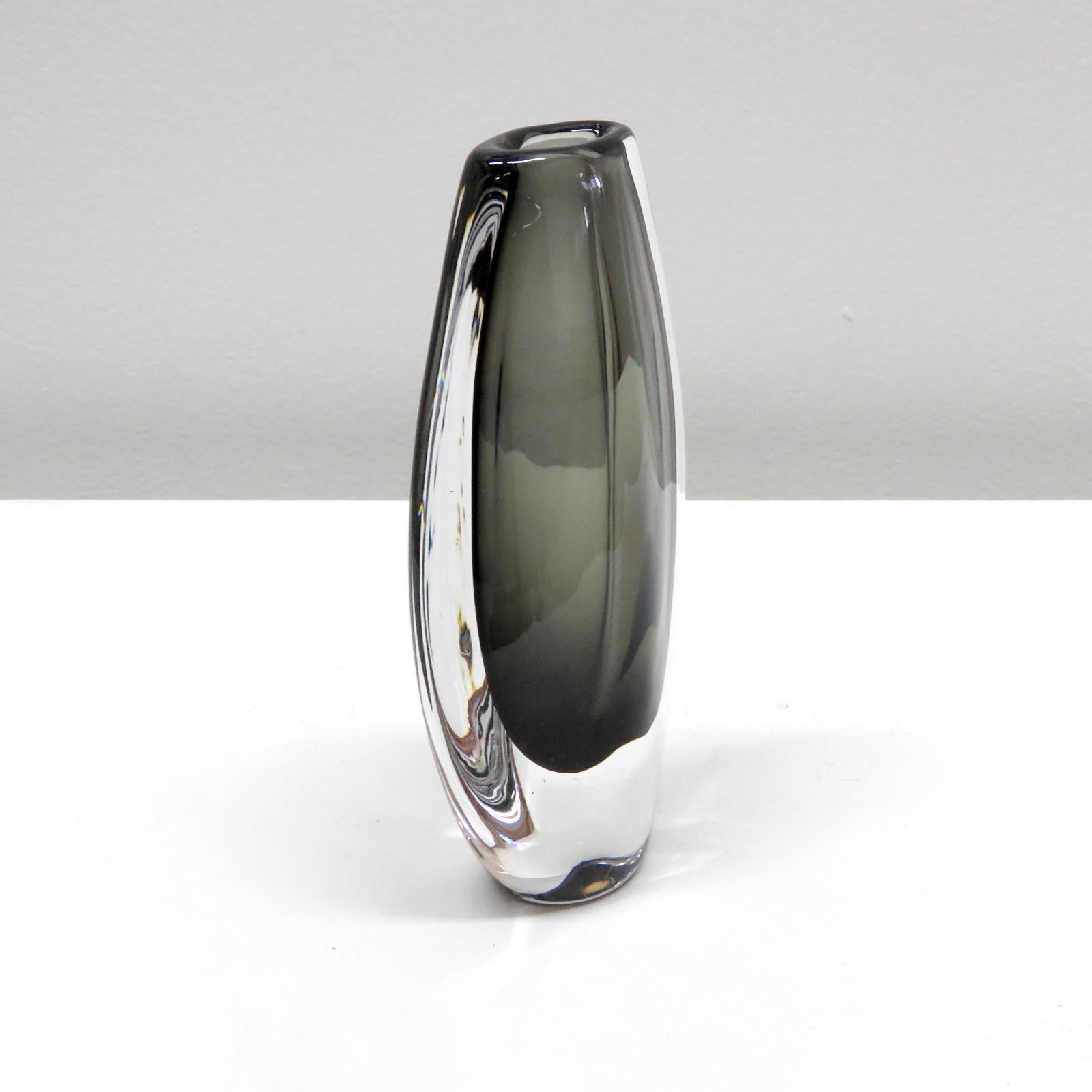 Hand-Crafted Nils Landberg Vase for Orrefors, 1965 For Sale