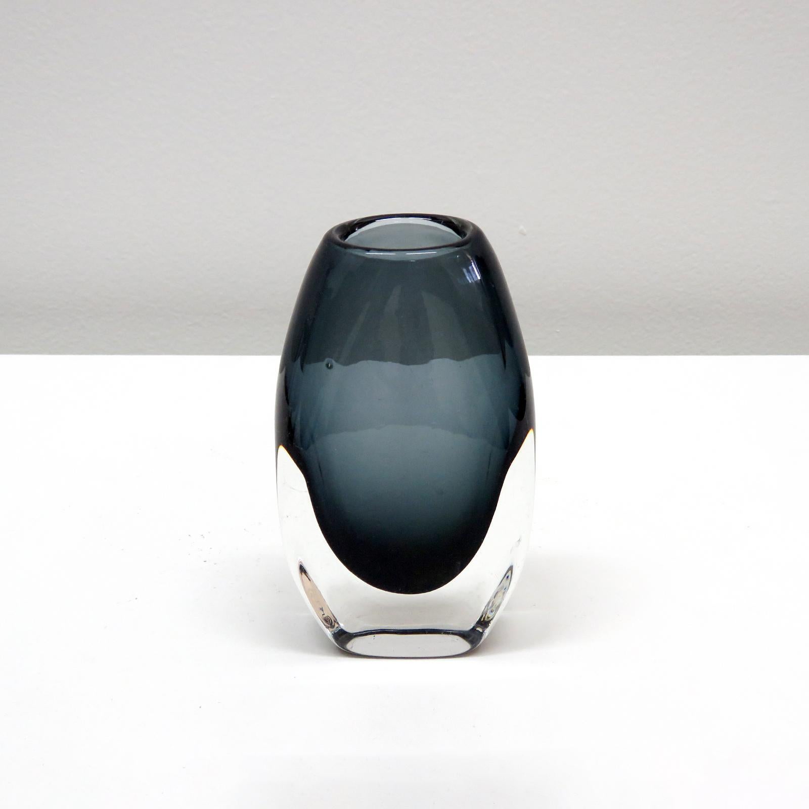 Mid-20th Century Nils Landberg Vase for Orrefors, 1965 For Sale