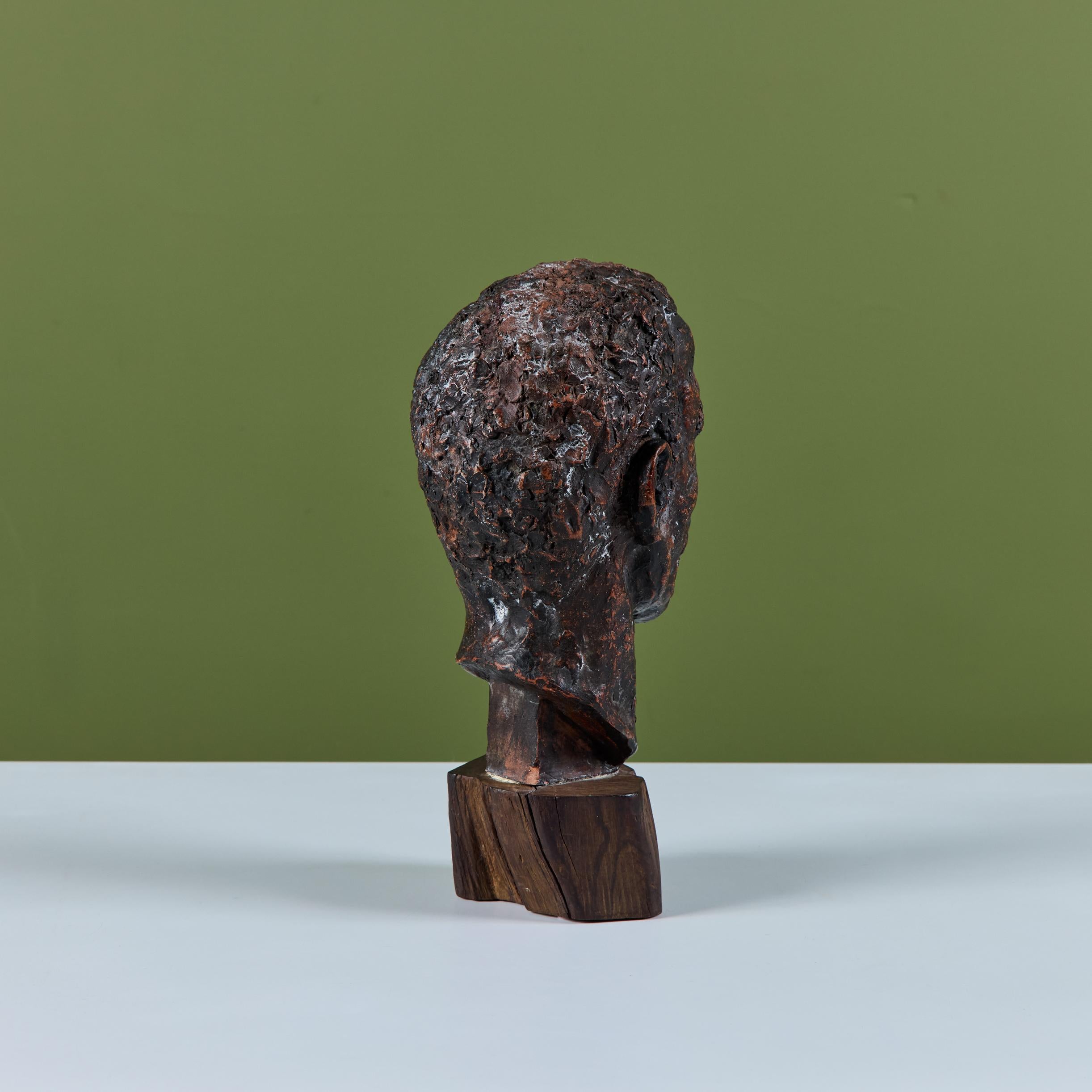 Intagliato a mano Busto in gesso in stile Nils Sjogren in vendita