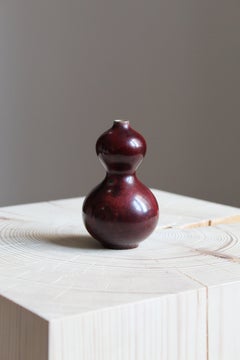 Nils Thorsson, Small Vase, Red Glazed Stoneware, Royal Copenhagen, 1950s