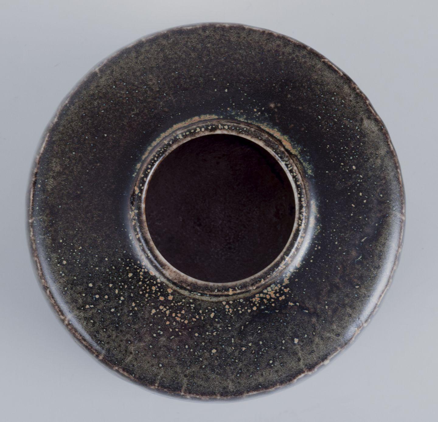 Smaltato Nils Thorsson (1898-1975) per Royal Copenhagen. Vaso in gres unico nel suo genere. in vendita