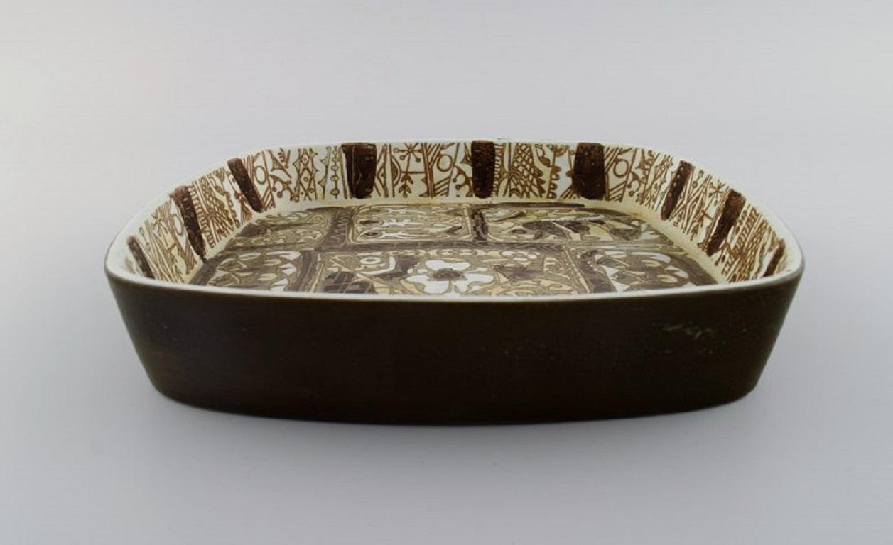 Danese Nils Thorsson e Johanne Gerber, Aluminia, Royal Copenhagen, Piatto Baca quadrato in vendita