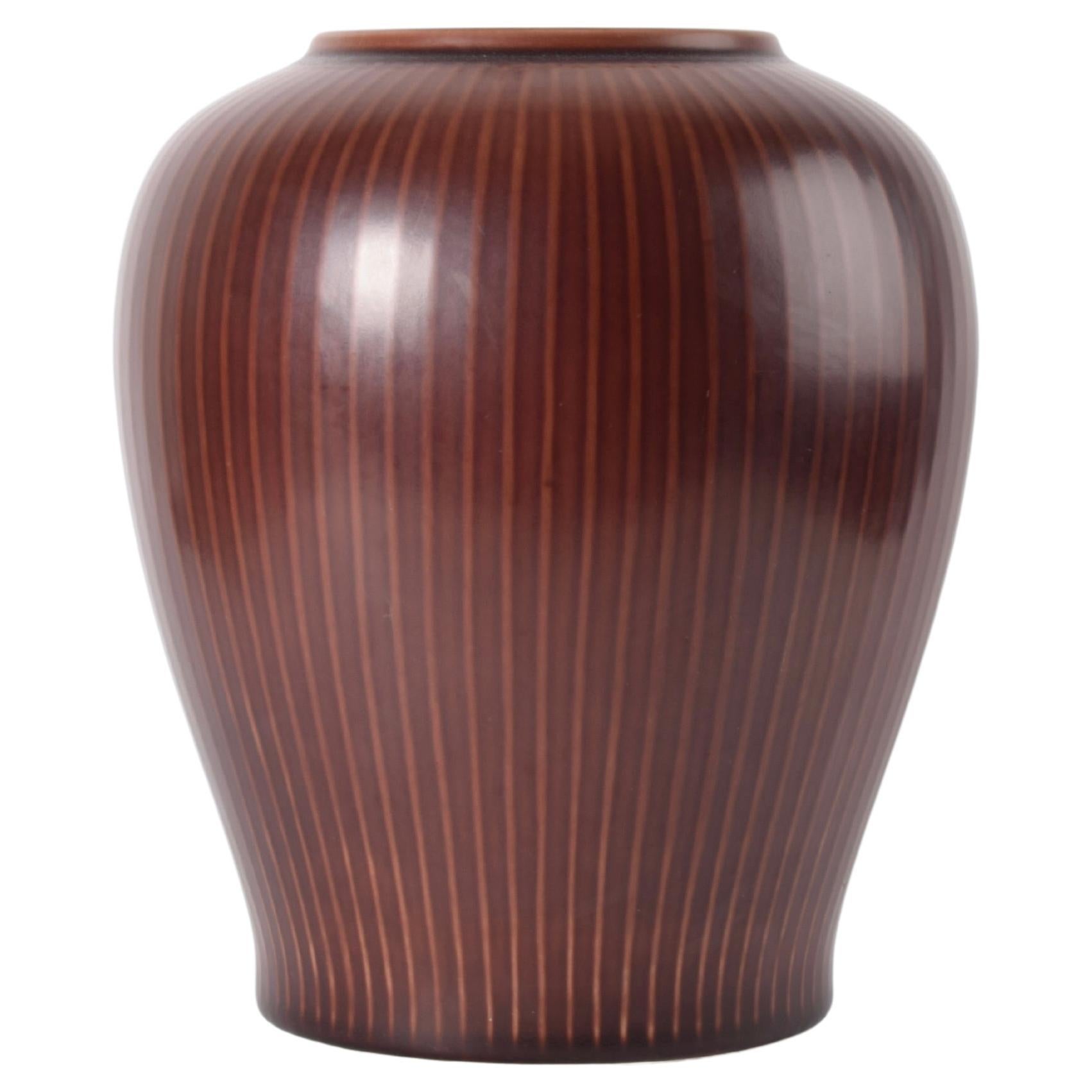 Nils Thorsson para Aluminia Royal Copenhagen "Marselis" Jarrón enorme Marrón, años 50