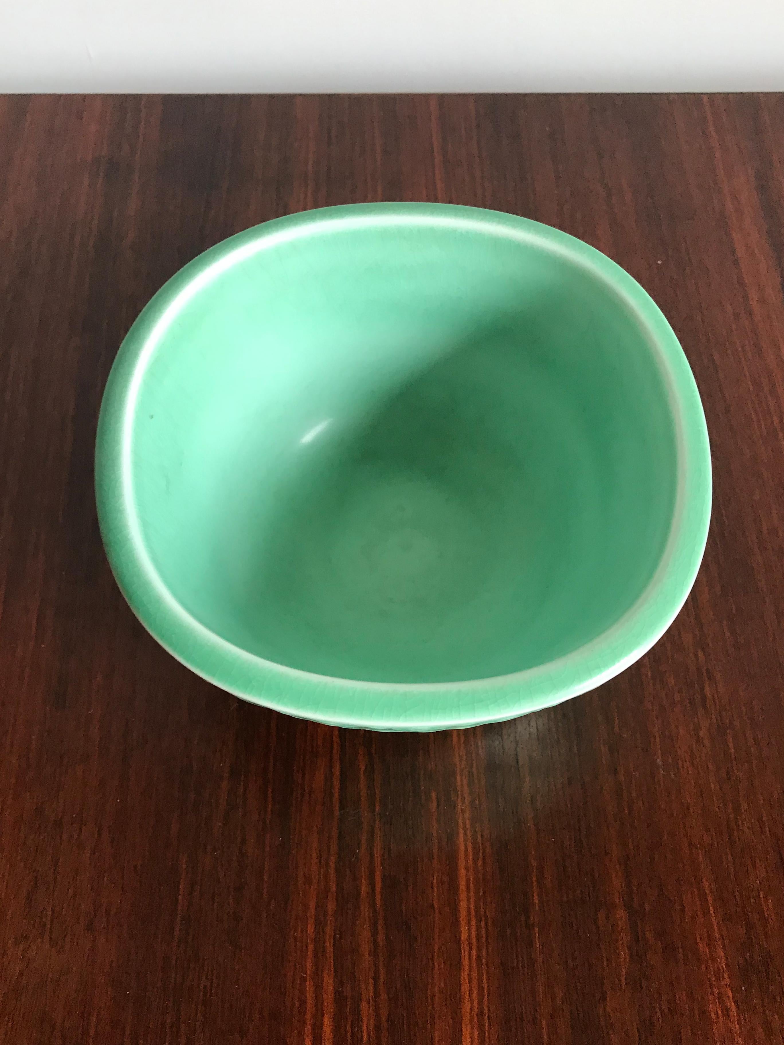 Scandinavian green ceramic bowl serie Aluminia Marselis designed by Nils Thorsson for Royal Copenaghen, Denmark, 1950s.