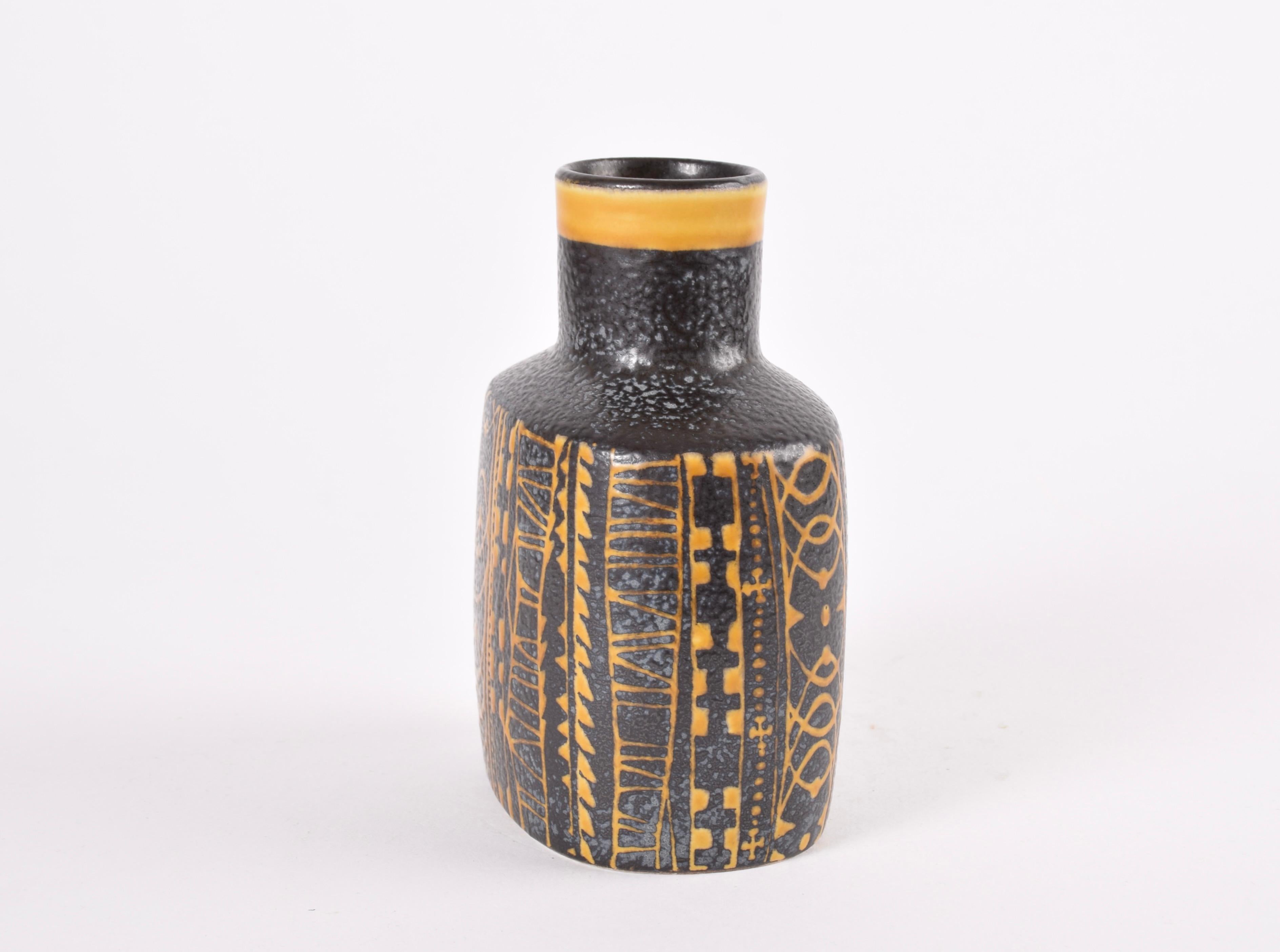 Nils Thorsson for Royal Copenhagen Baca Flask Vase Black Yellow, Danish 1970s In Good Condition For Sale In Aarhus C, DK