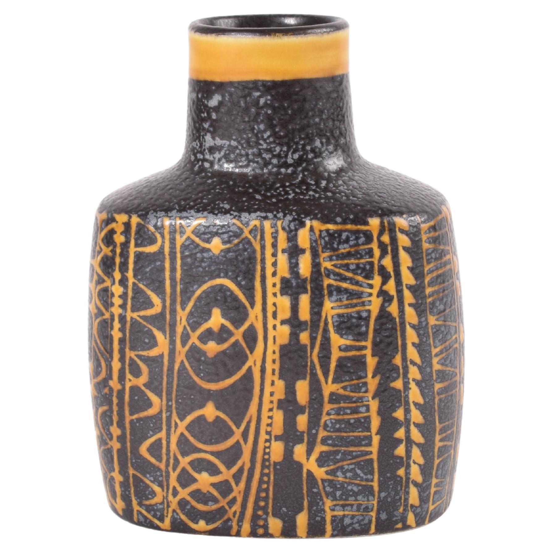 Nils Thorsson für Royal Copenhagen Baca Flachmann Vase Schwarz Gelb, Dänisch 1970er