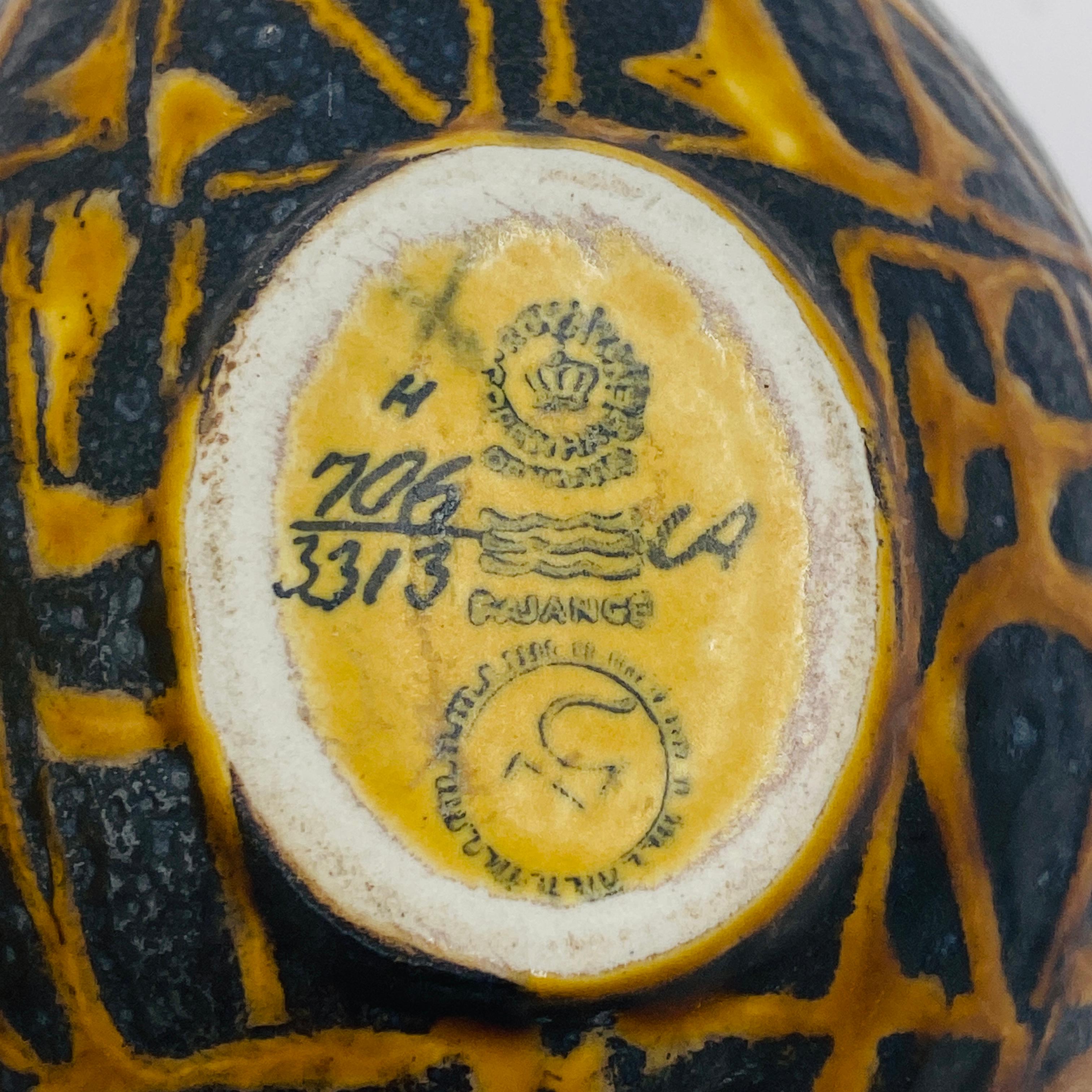 Mid-Century Modern Nils Thorsson pour Royal Copenhagen Vase Baca en forme d'œuf Danemark, 1970 en vente