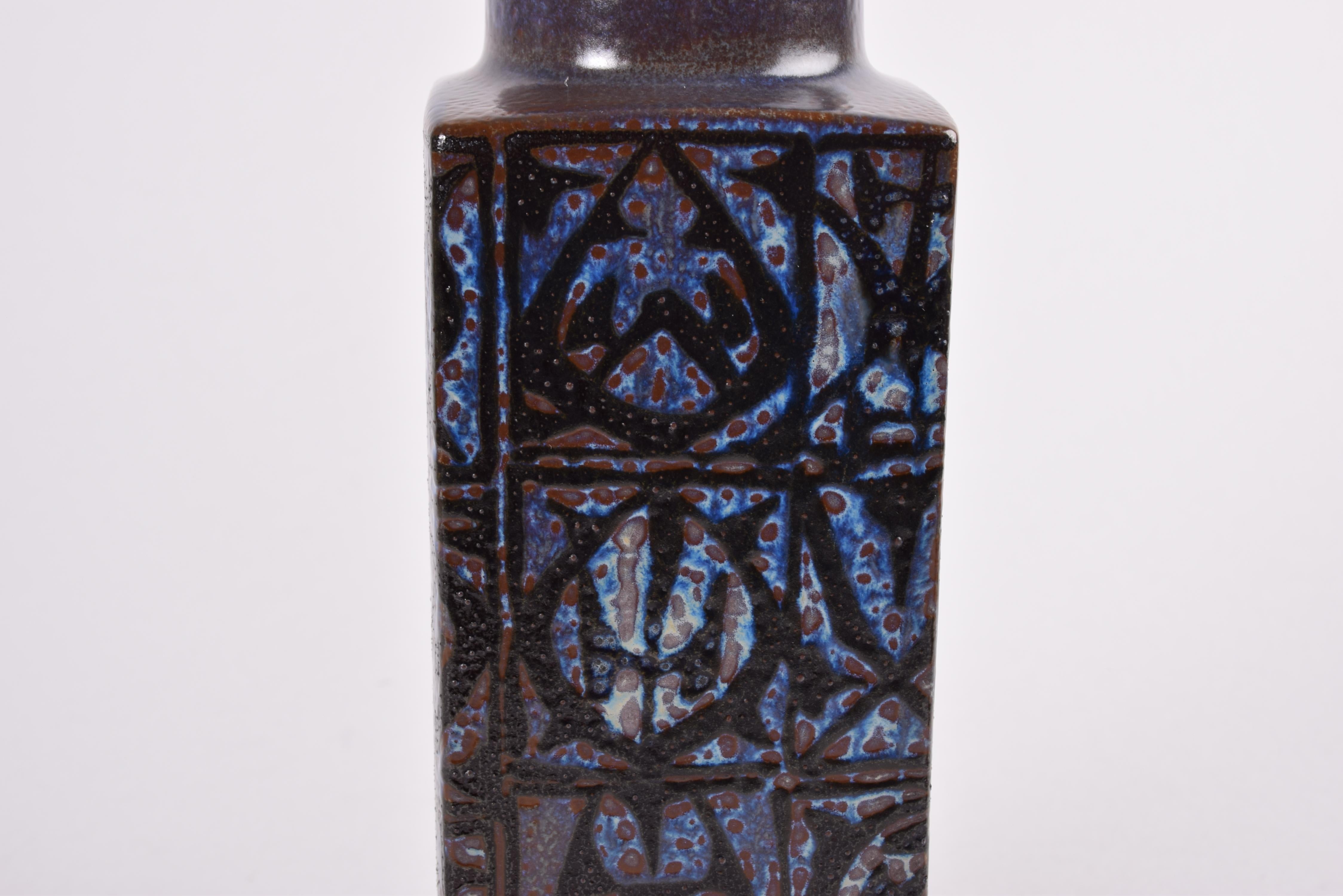 Nils Thorsson für Royal Copenhagen: Blaue Baca-Vase, abstrakt, dänische Keramik, 1970er Jahre (Skandinavische Moderne) im Angebot