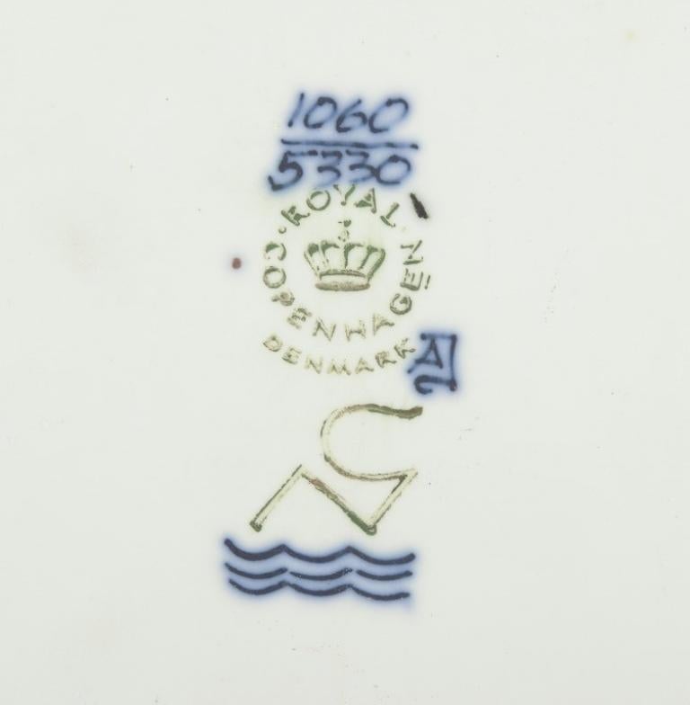 Nils Thorsson für Royal Copenhagen. Keramiktablett mit Landschaftsmotiv aus Keramik. im Angebot 1