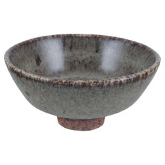 Nils Thorsson for Royal Copenhagen. Unique stoneware bowl on a base.