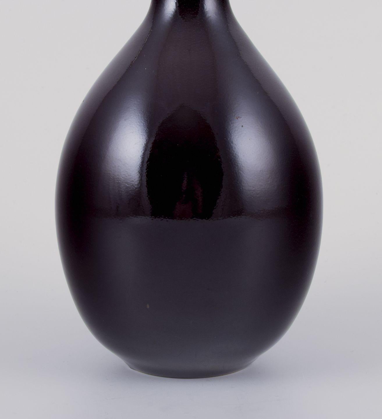 Scandinavian Modern Nils Thorsson for Royal Copenhagen. Unique stoneware vase, double gourd-shaped. For Sale