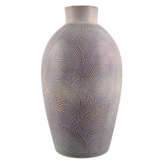 Vase en céramique émaillée avec décoration de feuilles de Nils Thorsson pour Royal Copenhagen