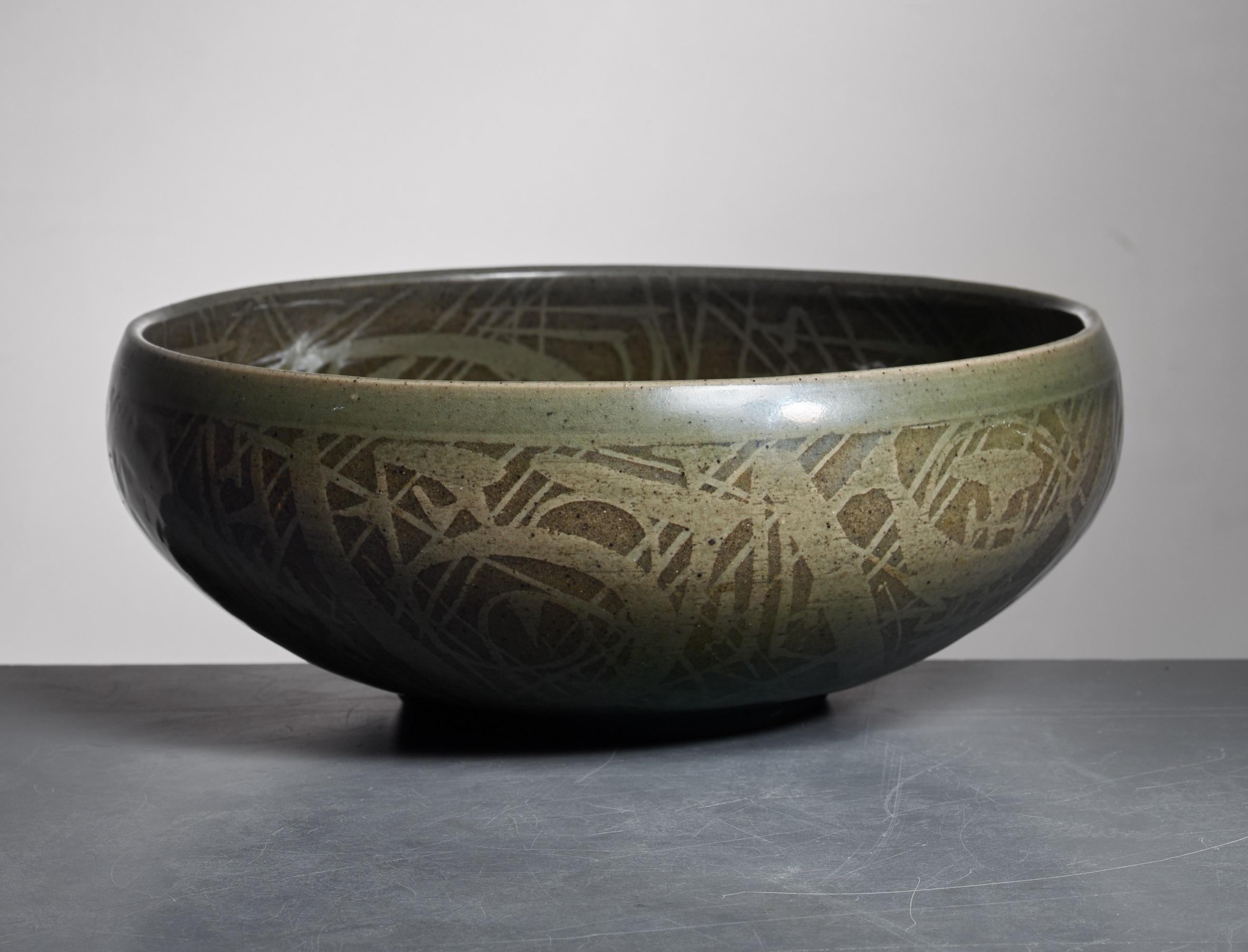 Danish Nils Thorsson Green Ceramic Bowl for Royal Copenhagen, 1950s For Sale