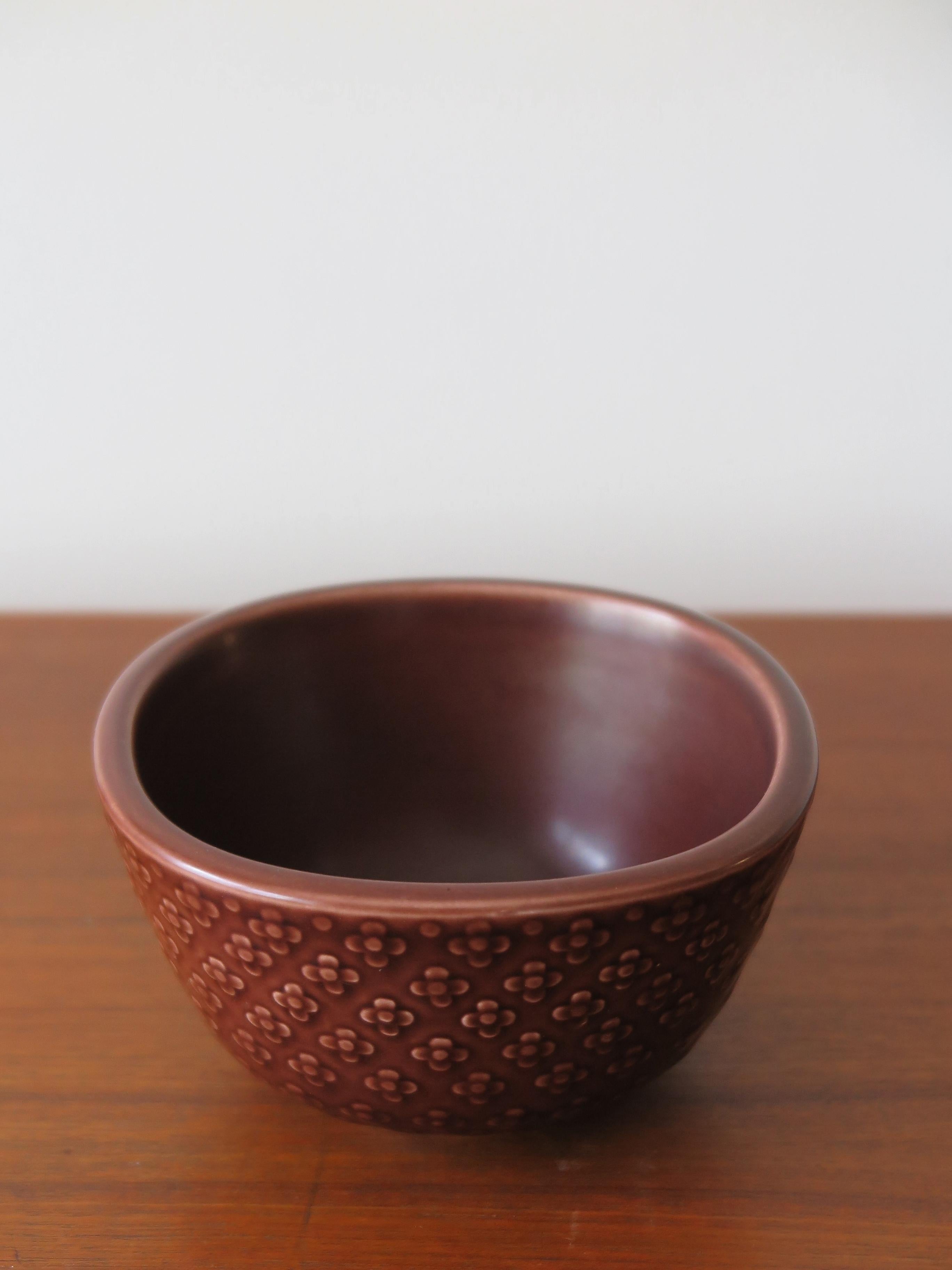 Mid-Century Modern Nils Thorsson Marselis Scandinavian Ceramic Bowl for Royal Copenaghen, 1950s For Sale