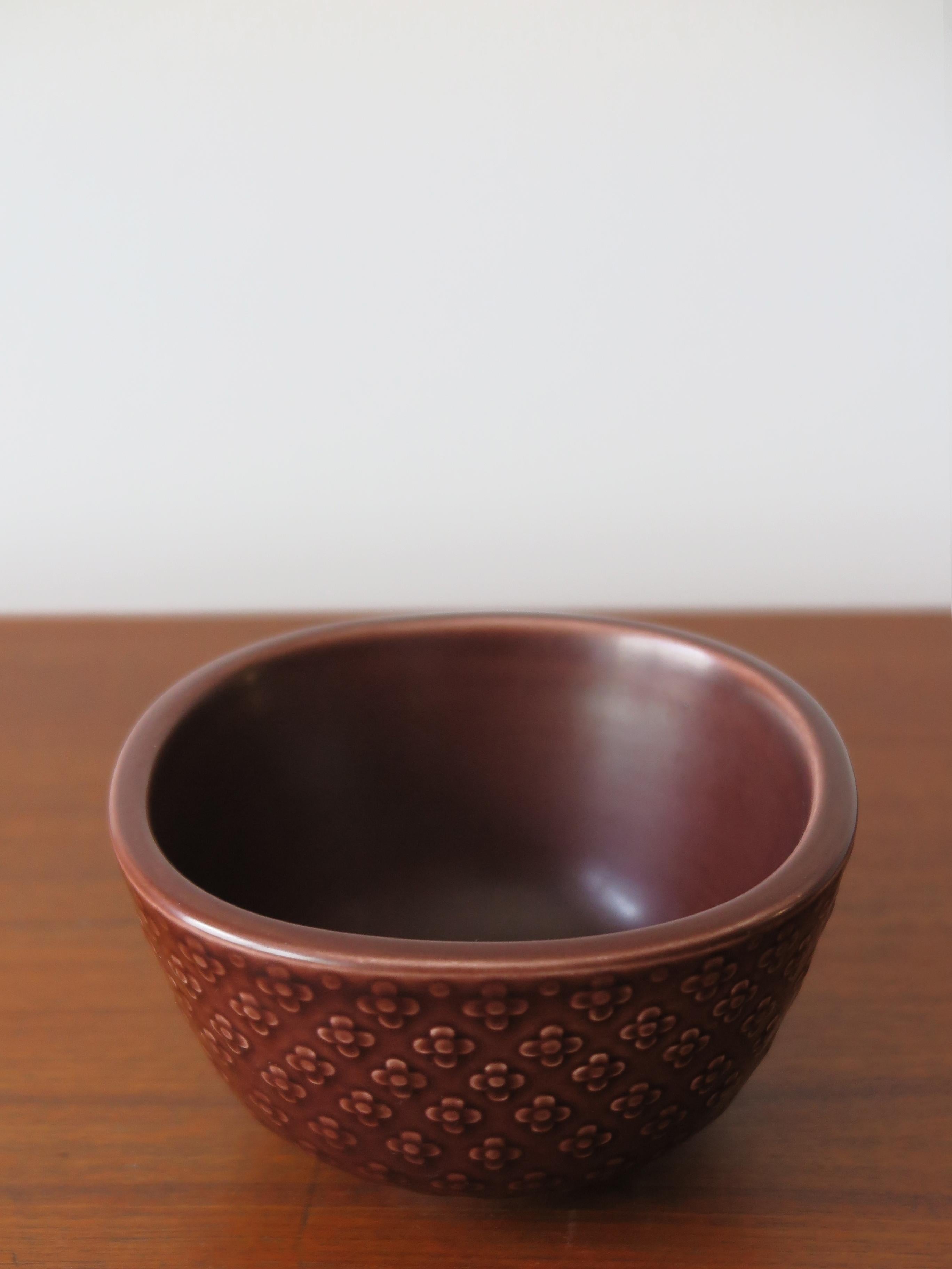 Danish Nils Thorsson Marselis Scandinavian Ceramic Bowl for Royal Copenaghen, 1950s For Sale