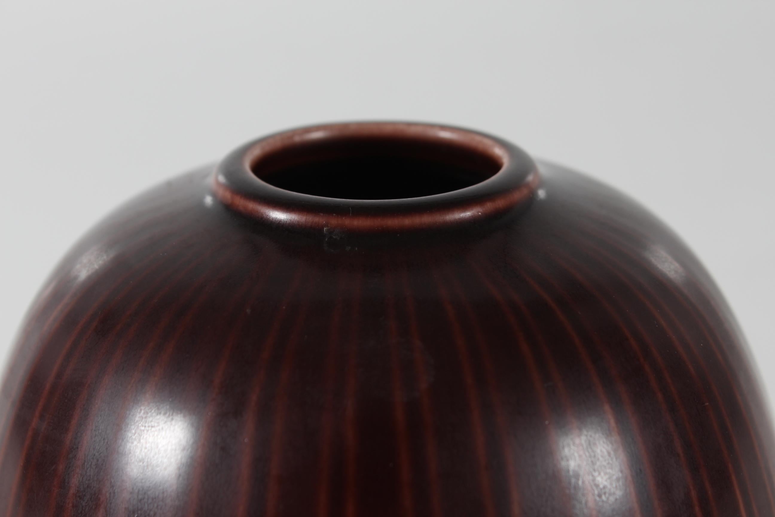 Mid-Century Modern Nils Thorsson Marselis Vase for Aluminia Royal Copenhagen Maroon Brown 1950 DK