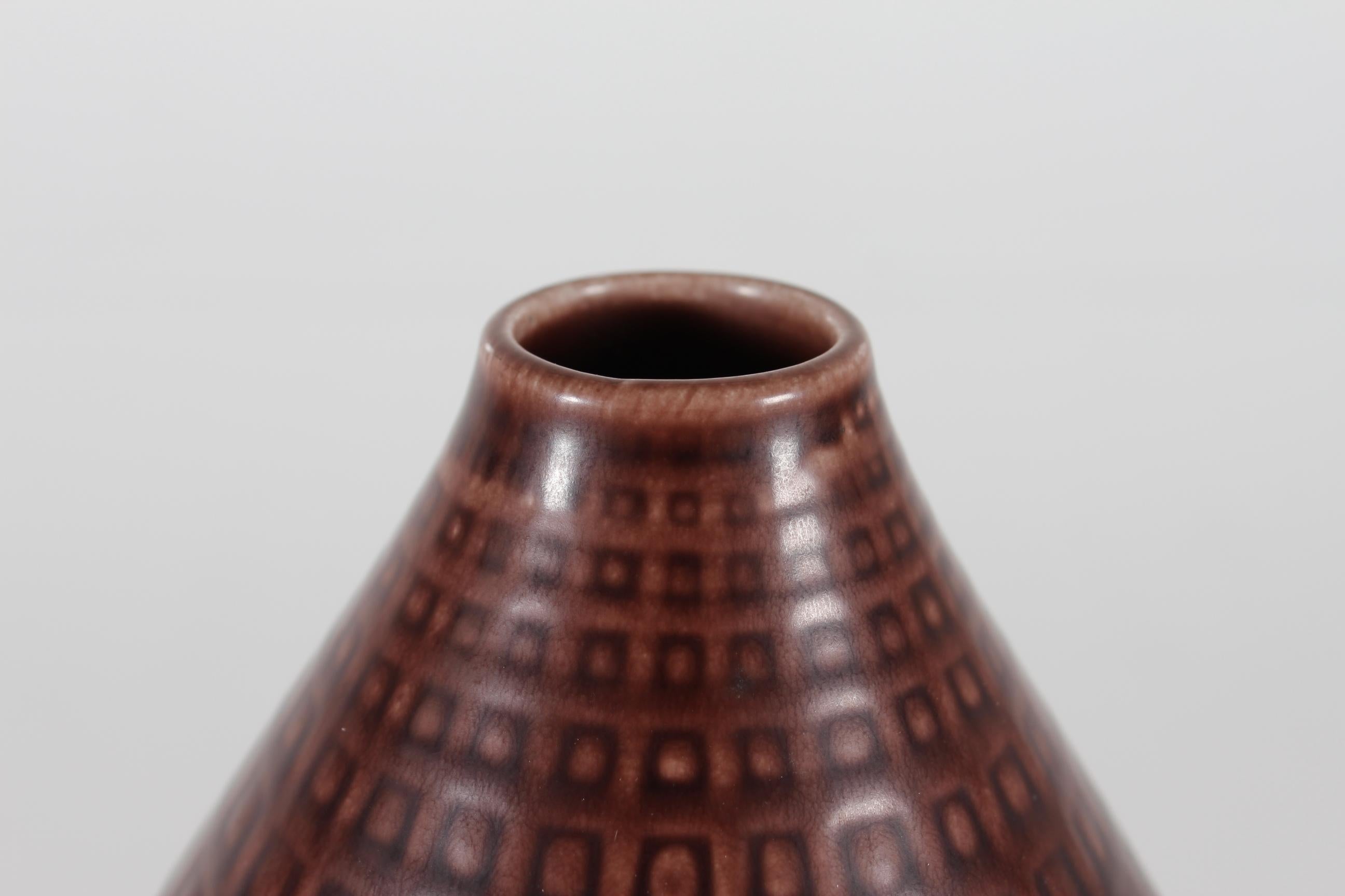 Mid-Century Modern Nils Thorsson Marselis Vase for Aluminia Royal Copenhagen Maroon Brown 1950 DK For Sale