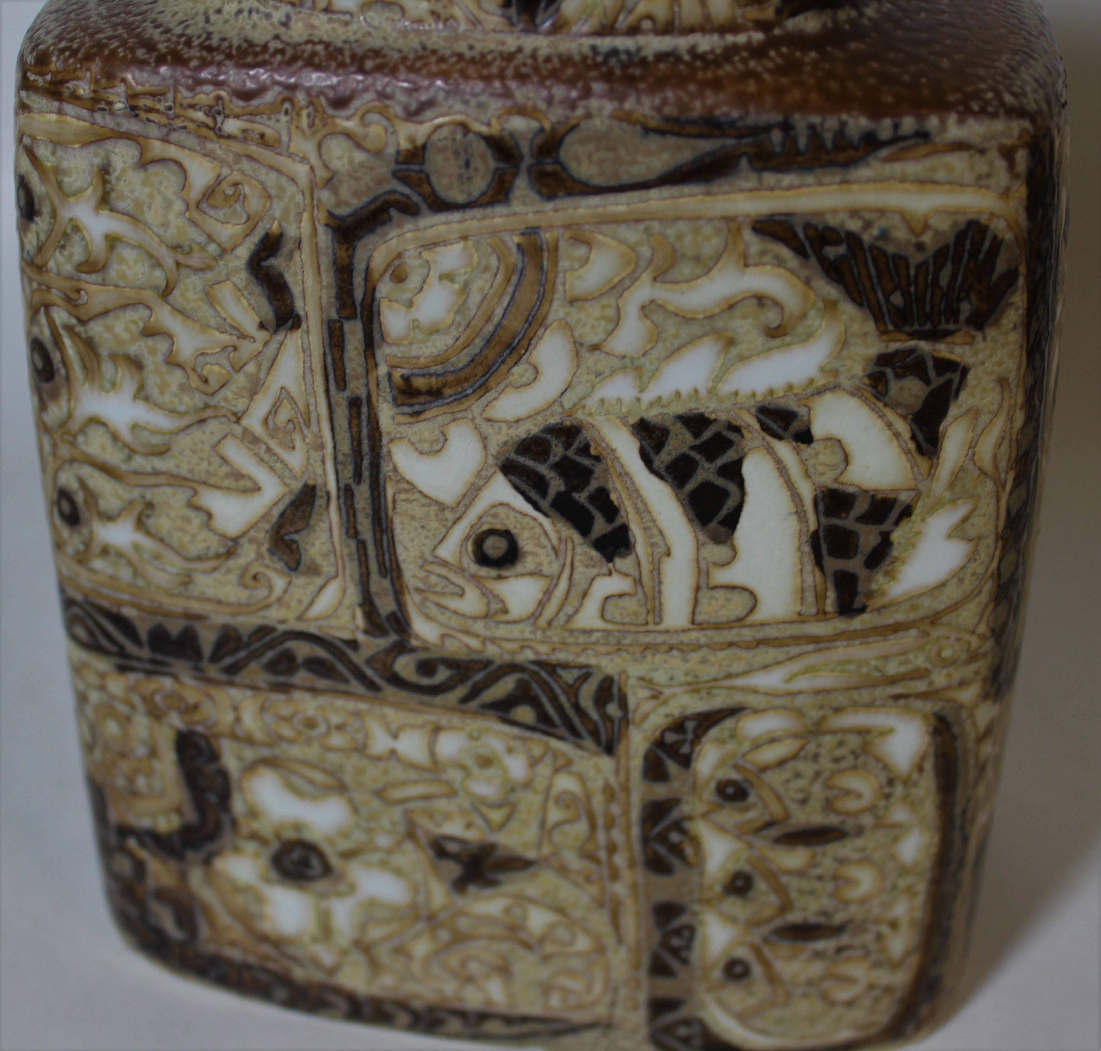Nils Thorsson Keramik Vase für Royal Copenhagen, BACA Fajance Serie im Zustand „Hervorragend“ im Angebot in Hamilton, Ontario