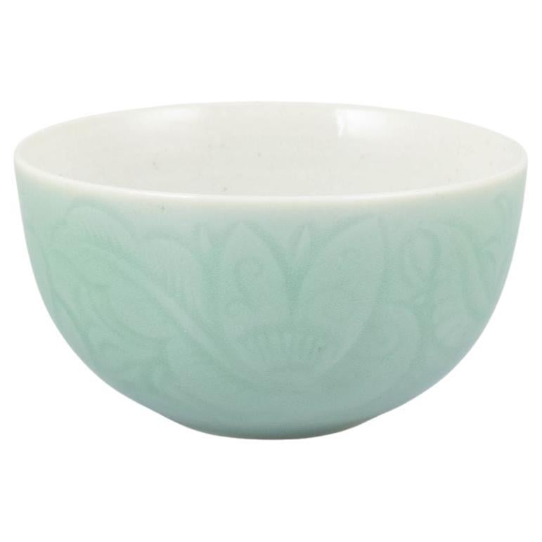 Nils Thorsson, Royal Copenhagen. Small bowl in celadon glaze with relief pattern For Sale