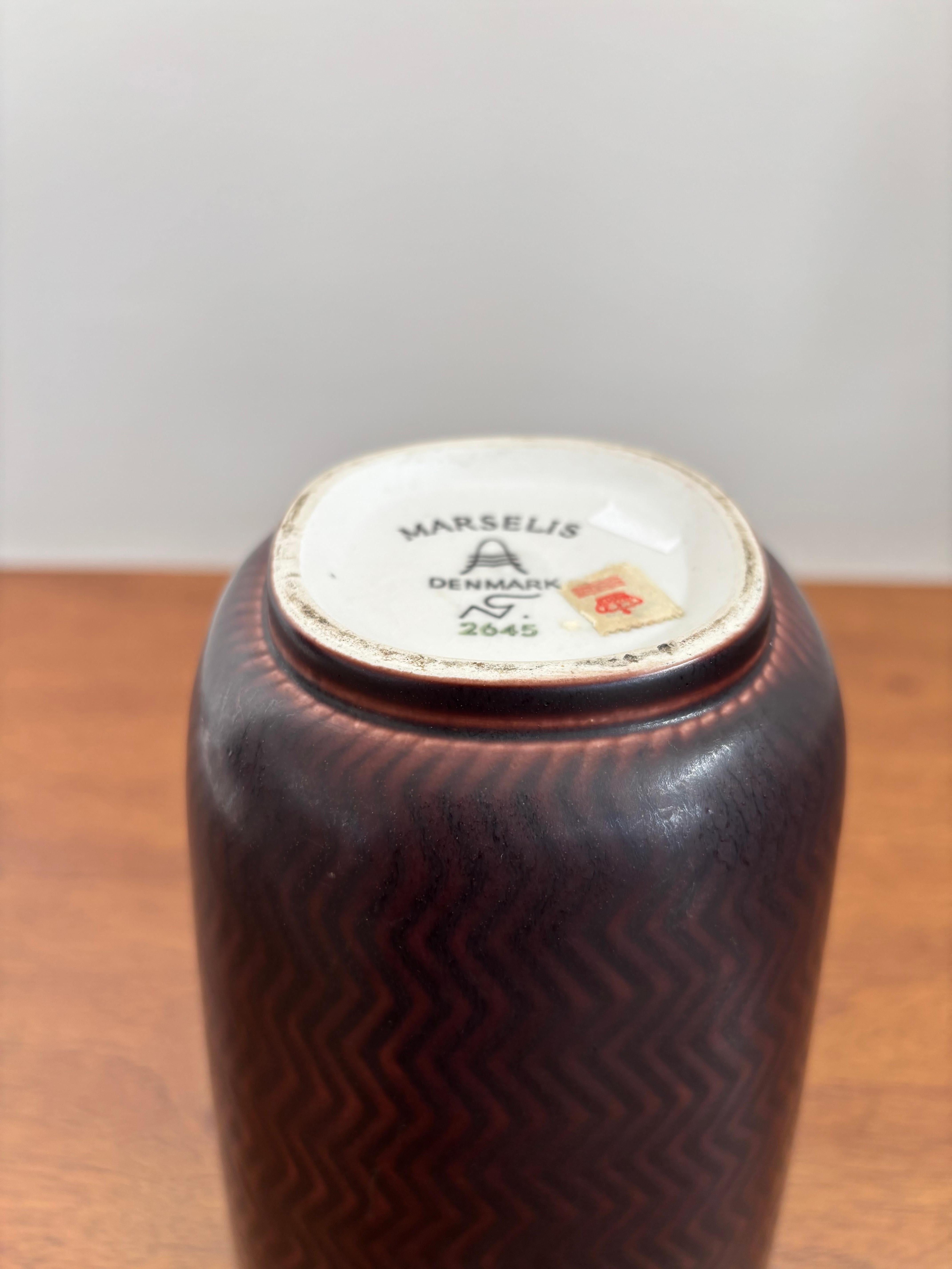 Nils Thorsson Scandinavian Marselis Ceramic Vase for Royal Copenaghen, 1950s For Sale 3