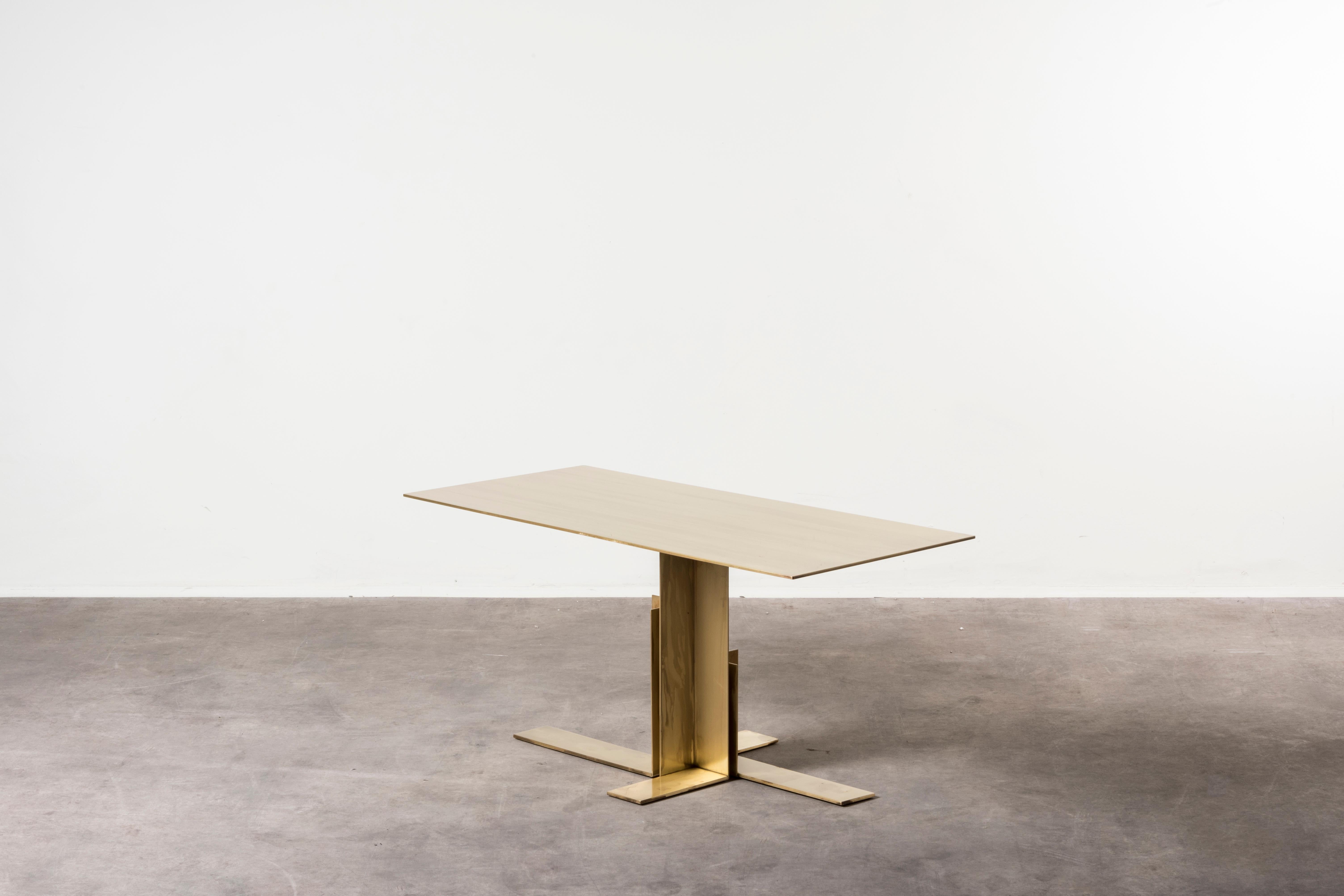 Low table by Nicolini Bertocco, Italy, 2019. Nilufar edition. Brass. Measures: 39 x 90 x h 40 cm, 15.3 x 35.4 x H 15.7 in. The collection is inspired by Mies Van Der Rohe’s famous cruciform column. Like the others pieces by Nicolini Bertocco,