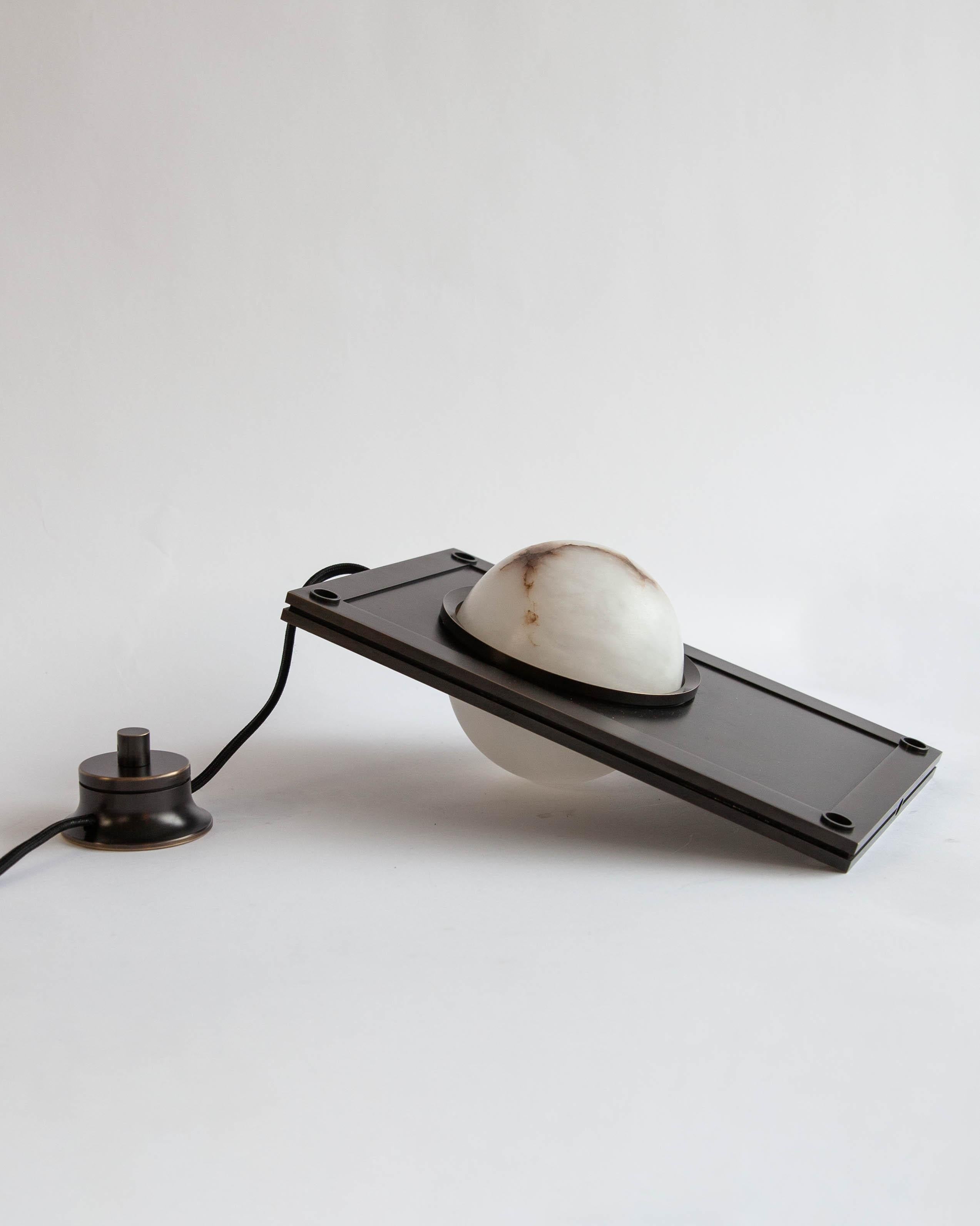 XXIe siècle et contemporain Lampe de table Nima de M.Fisher x Remains Lighting Co. en vente