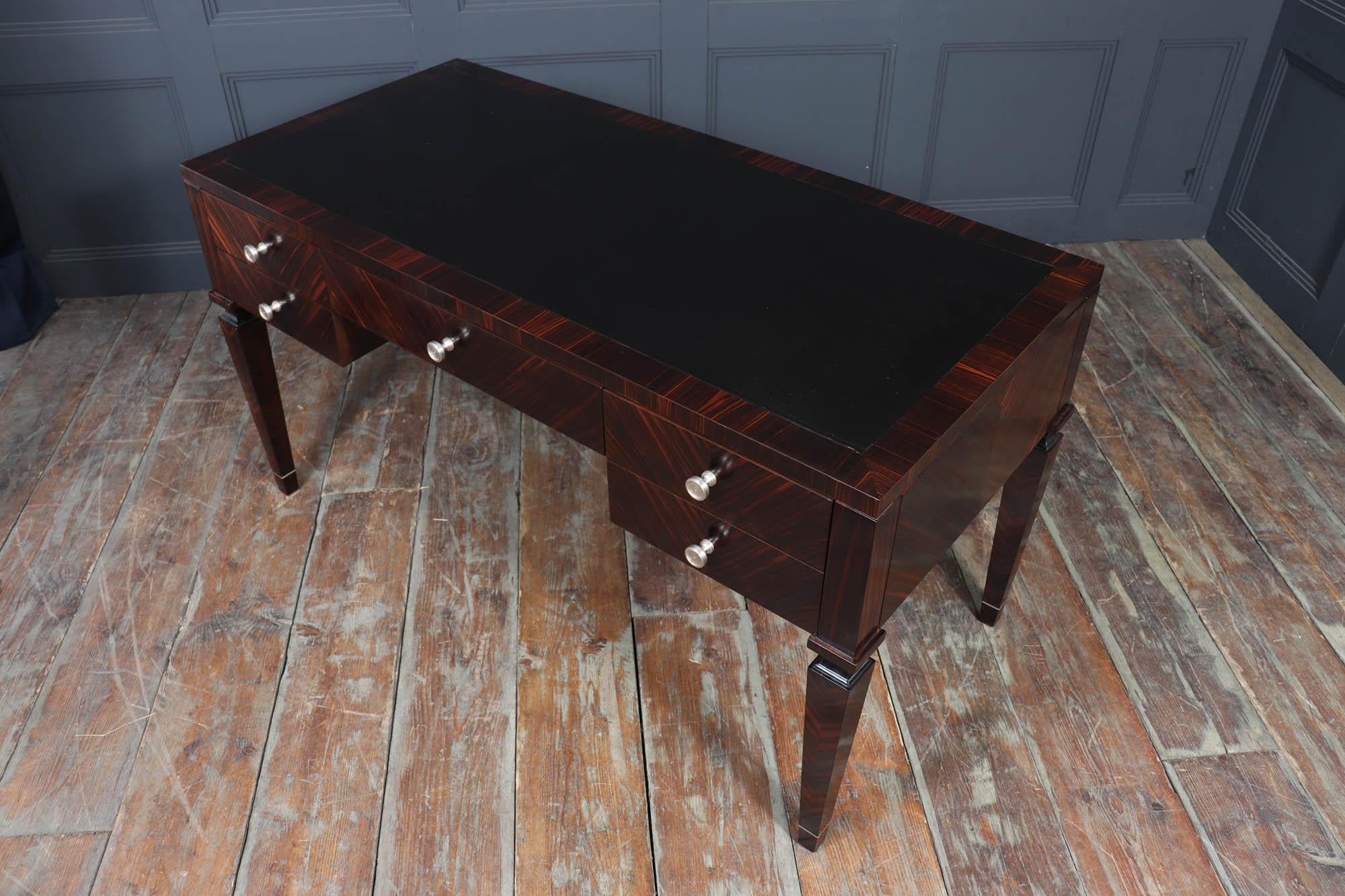 Bureau en macassar de Nina Campbell en vente 7