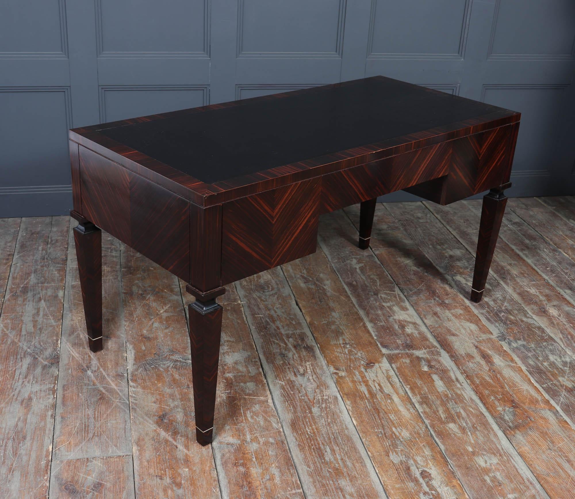 Bureau en macassar de Nina Campbell en vente 9