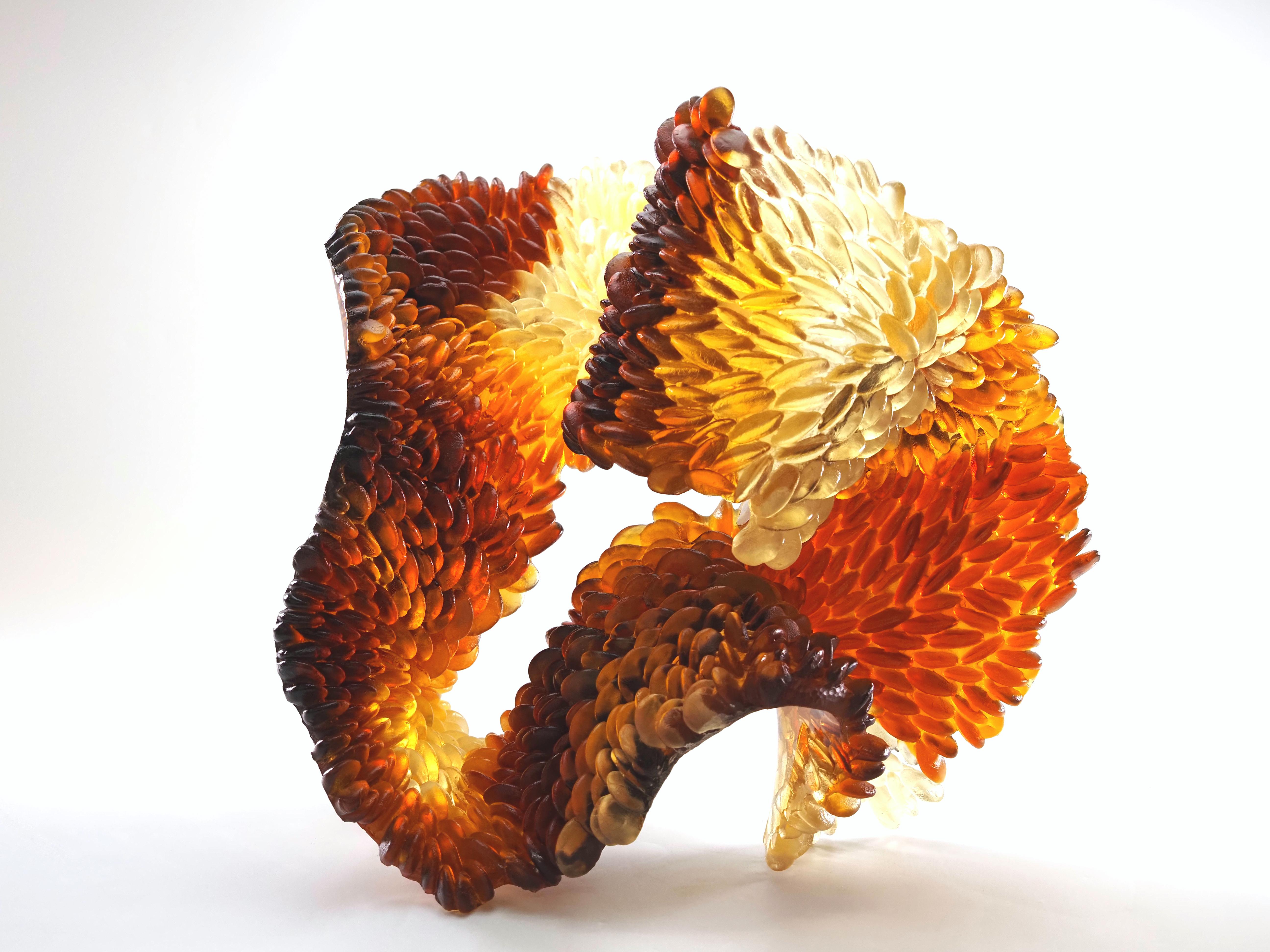 Abstract Sculpture di Nina Casson McGarva - "Autumn Foliage" -- scultura da tavolo in vetro