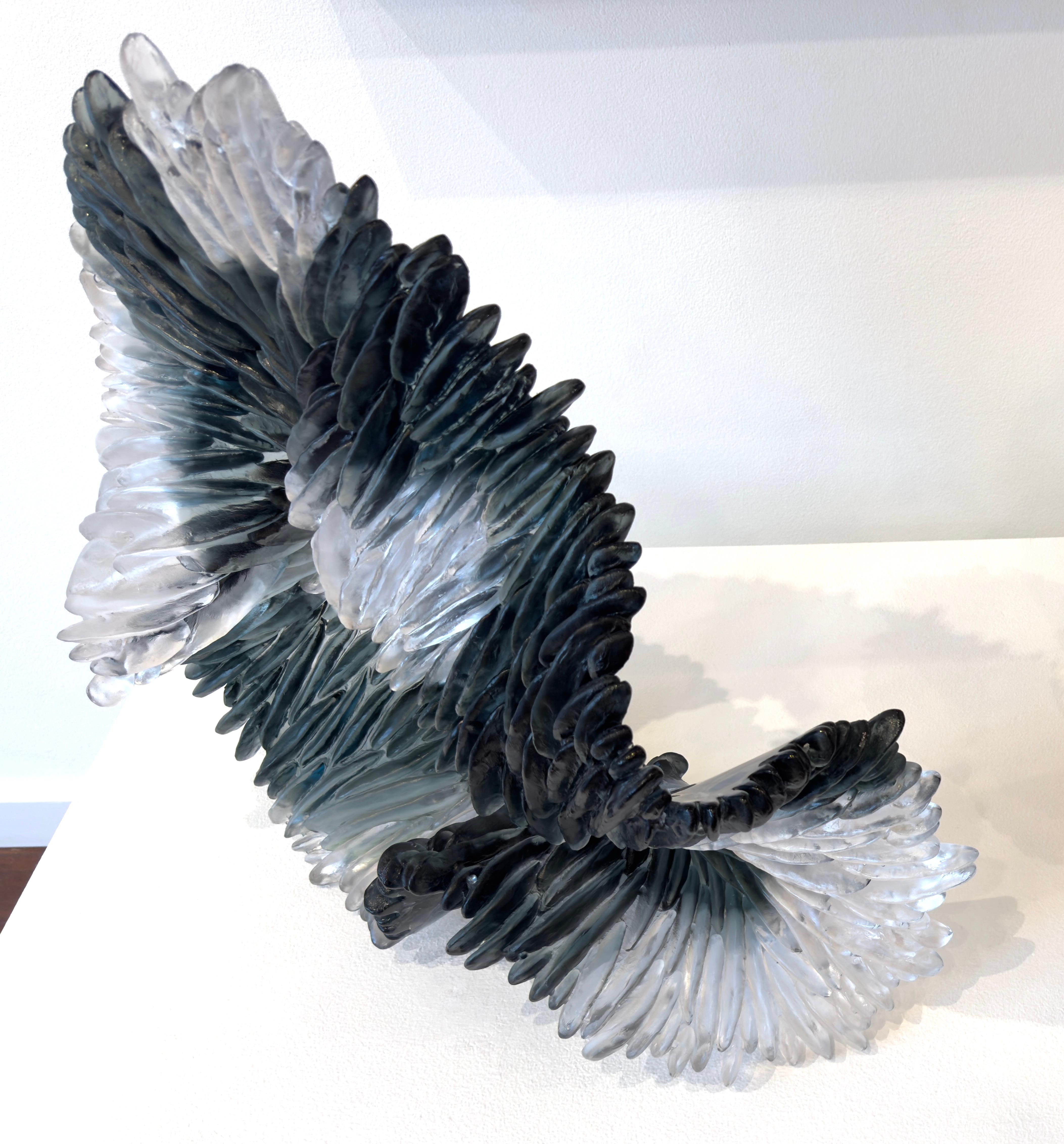 Sculpture en verre, abstrait noir et blanc texturé translucide, 2024 en vente 4