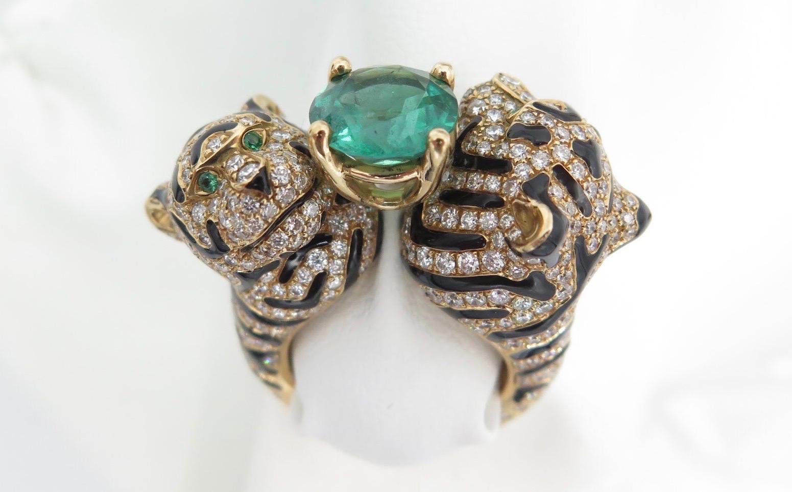 Women's or Men's Nina & Co 18kt Diamond & Emerald Ring For Sale