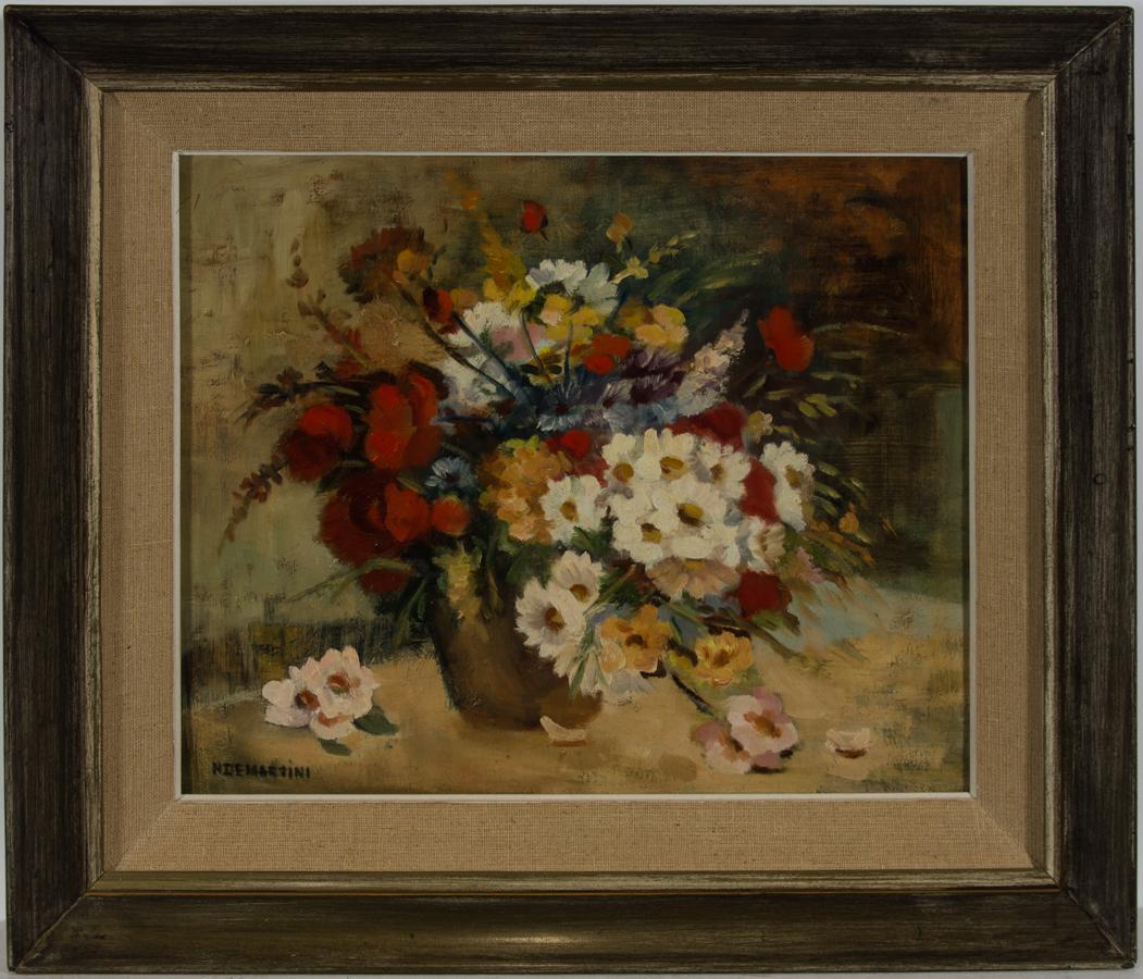 A very fine still life study by the artist Nina De Martini. This delightful composition features an array of summer wildflowers, naturally arranged in a small vase. Completed with expressive, loose brushwork. Excellently presented in a modern