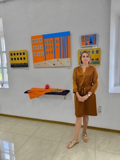 There are only chickens around