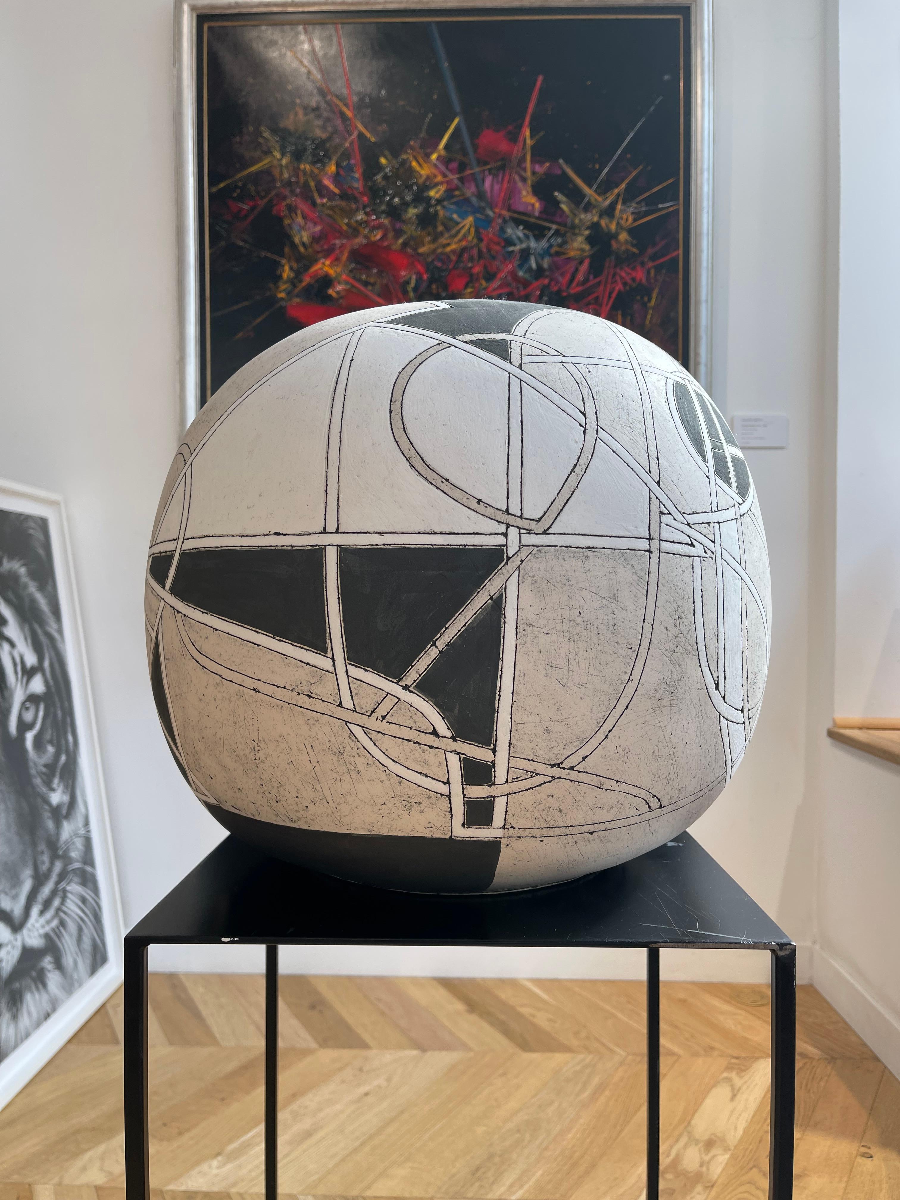 Prière - Sculpture by Nina Khemchyan