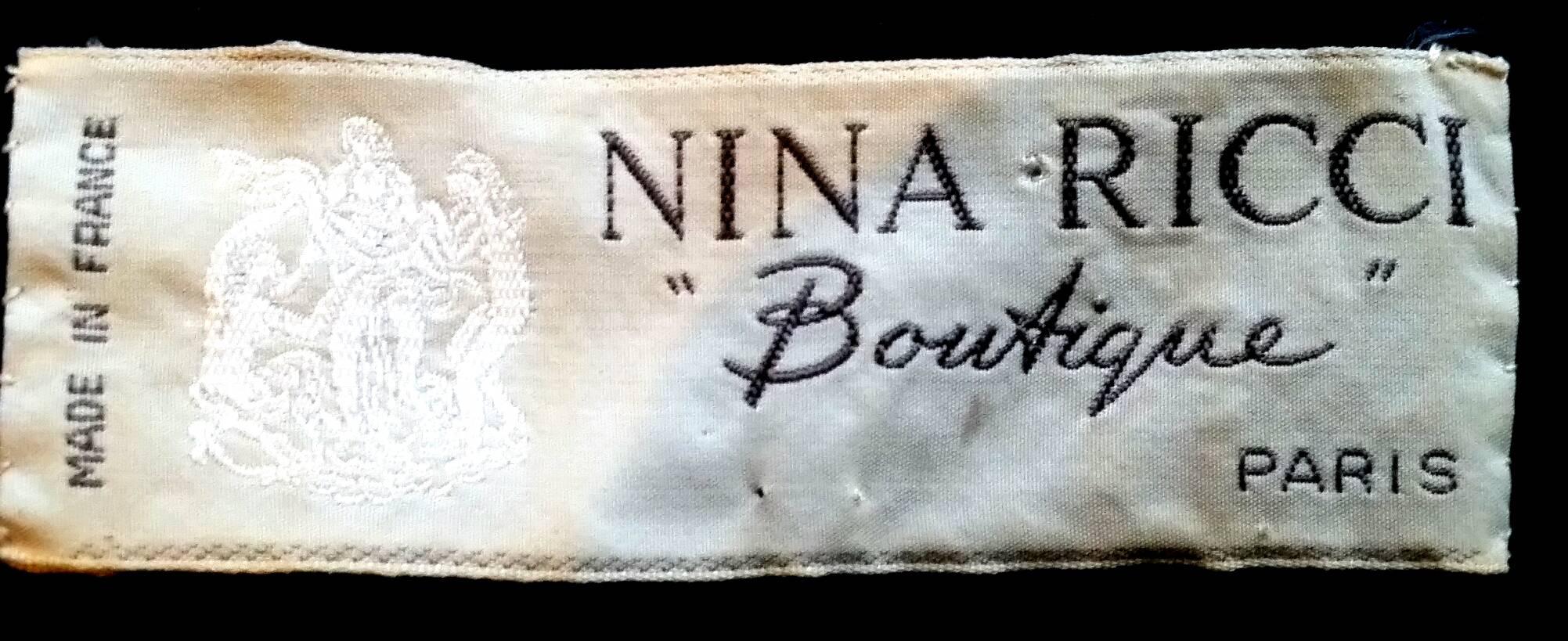 Nina Ricci - Robe de cocktail en laine et soie noire des années 1980 en vente 1