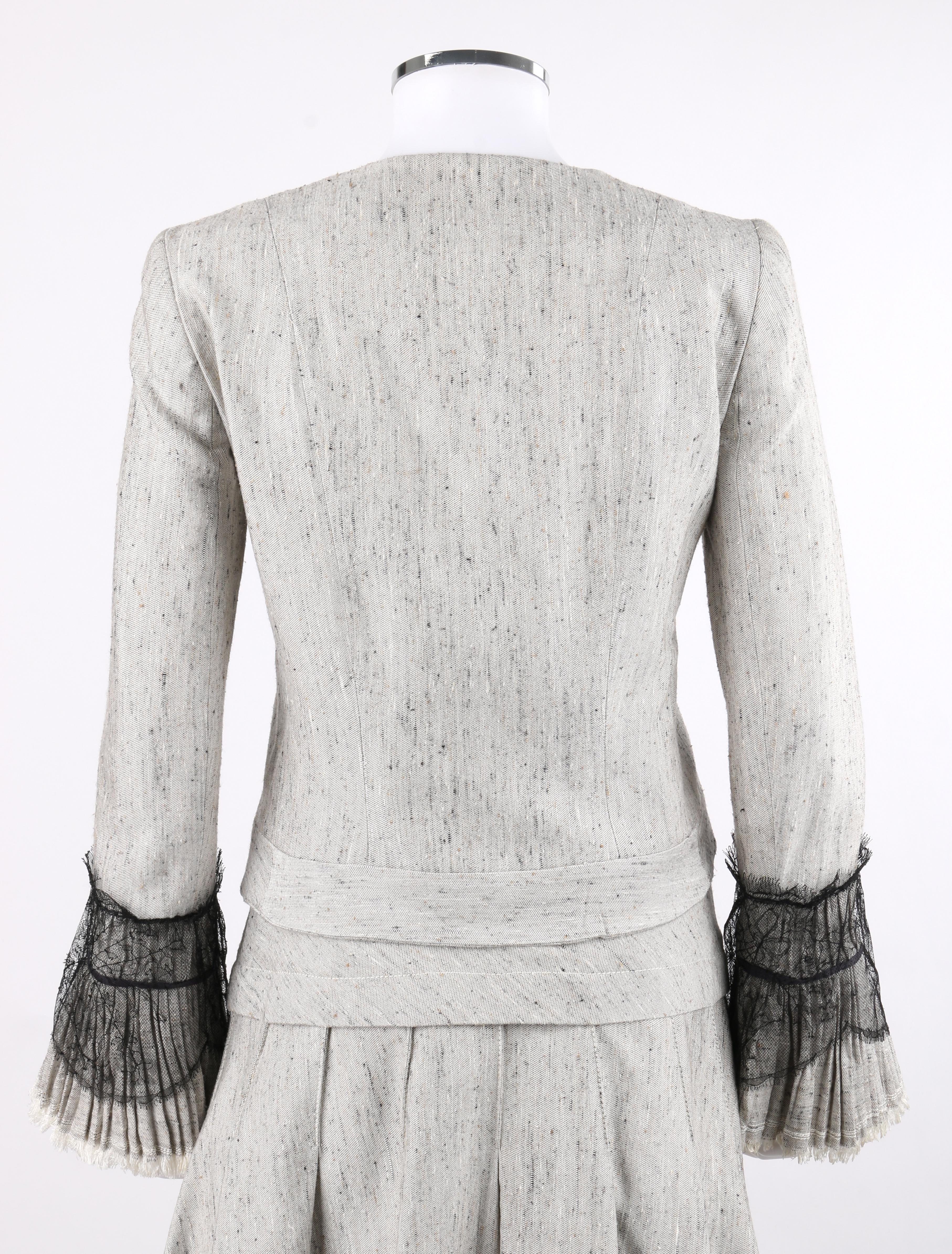 NINA RICCI - Ensemble 2 pièces robe et jupe plissée en tweed de soie gris et noir avec dentelle Bon état - En vente à Thiensville, WI