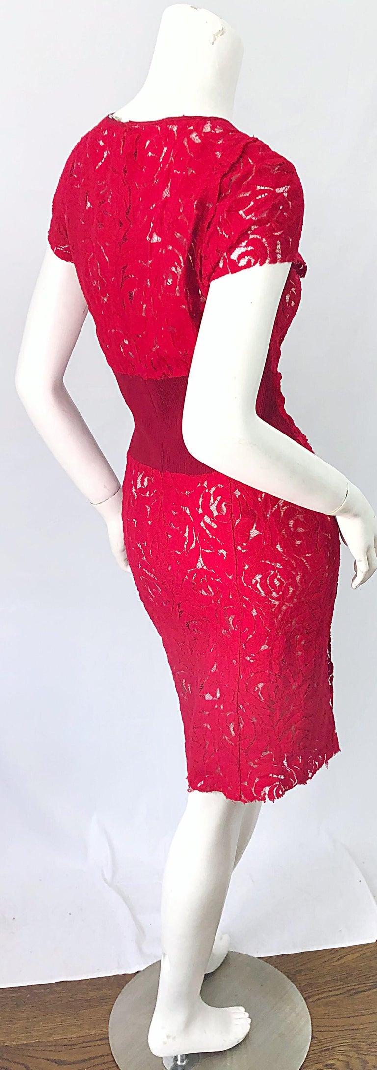 Nina Ricci 2000s Lipstick Red Lace Size 42 ( 8 ) Short Sleeve Vintage Dress